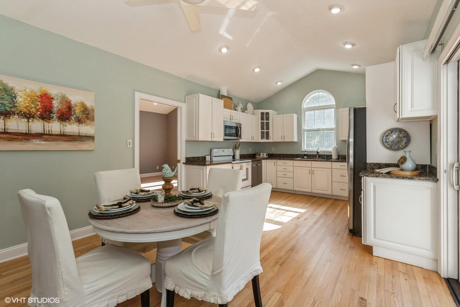 648 Miller Lane, St. Joseph
