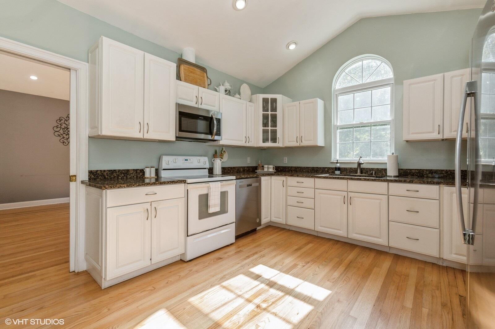 648 Miller Lane, St. Joseph