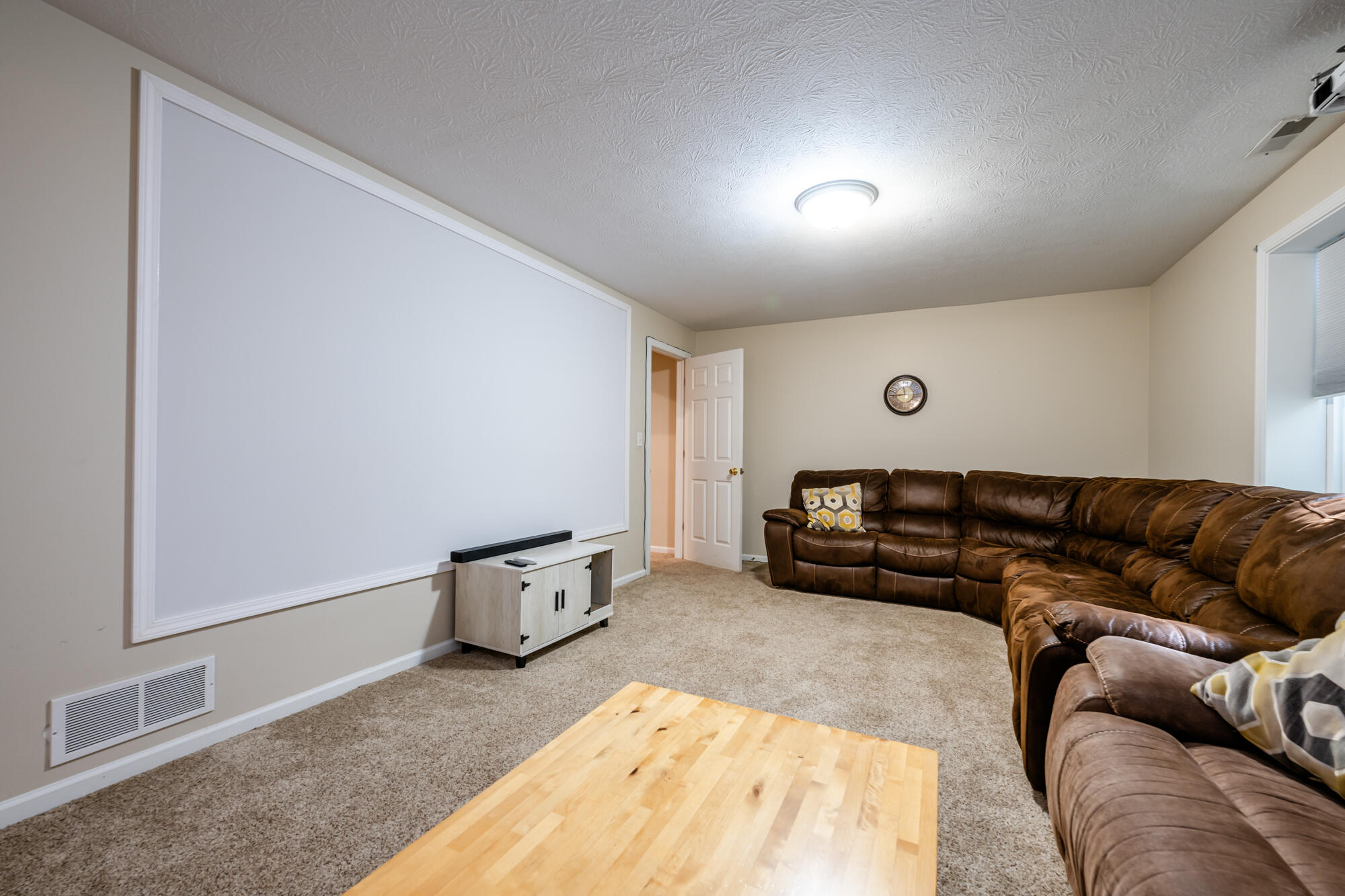 5550 Pioneer Avenue, St. Joseph