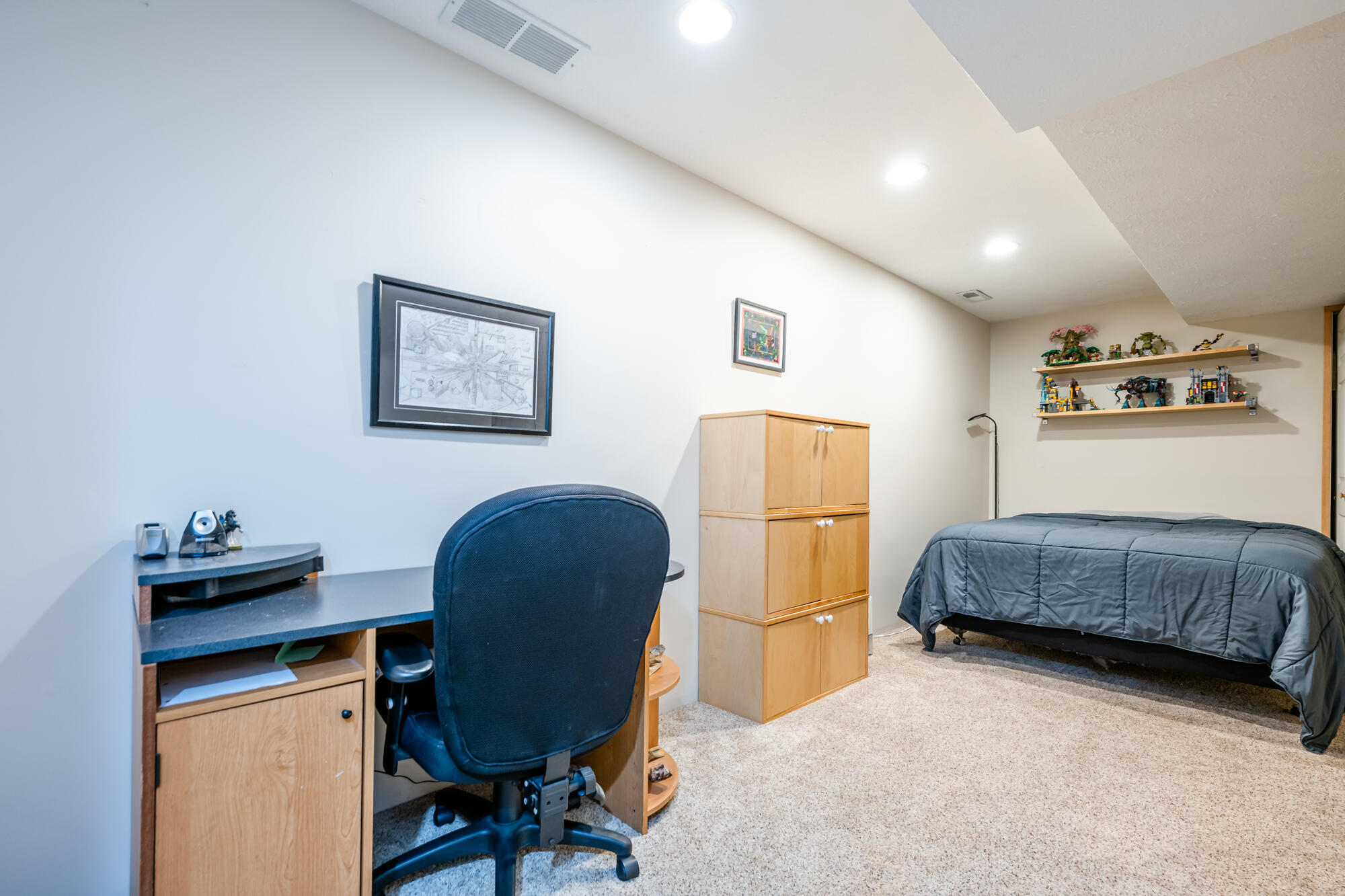 5550 Pioneer Avenue, St. Joseph