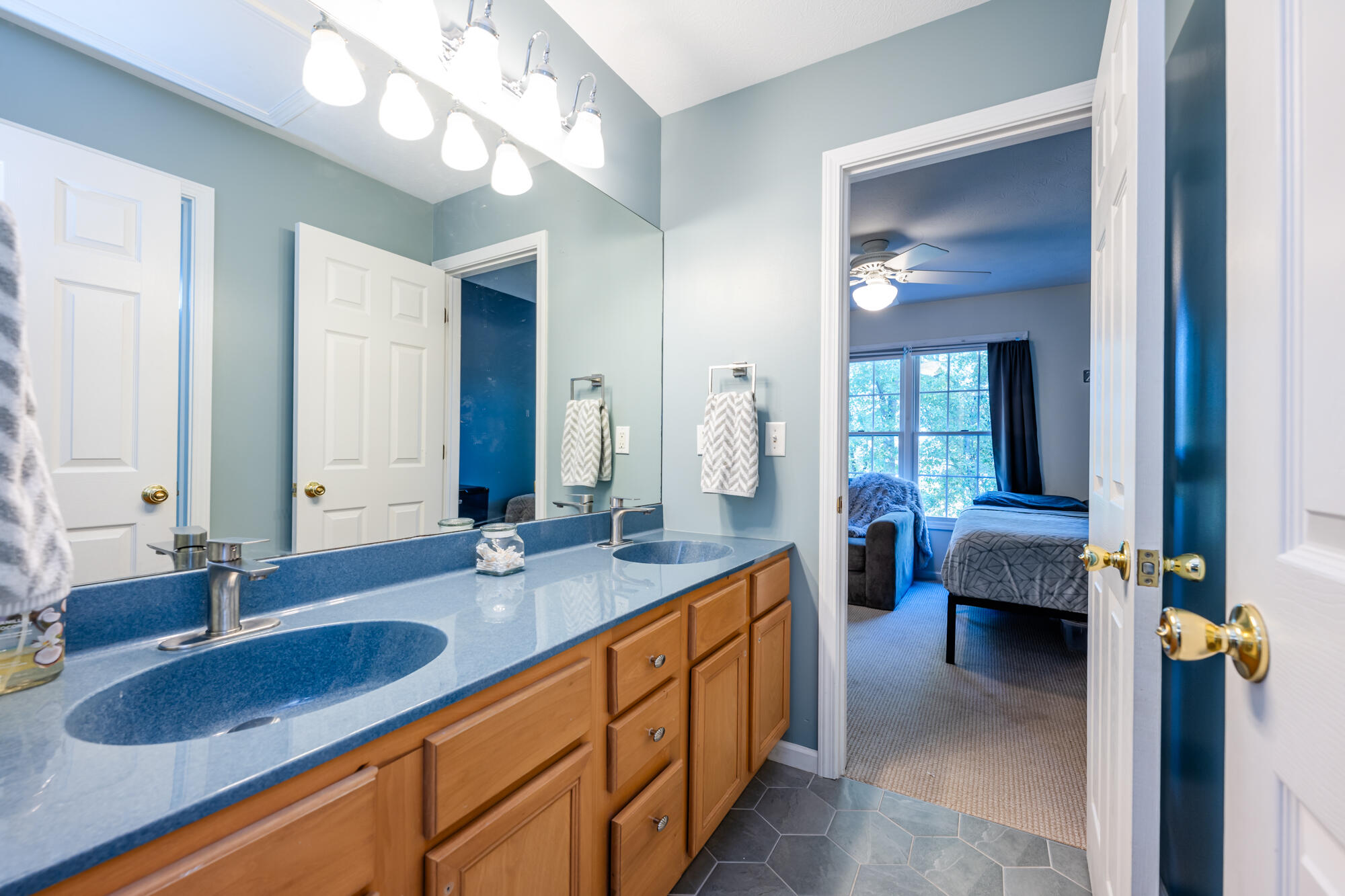 5550 Pioneer Avenue, St. Joseph
