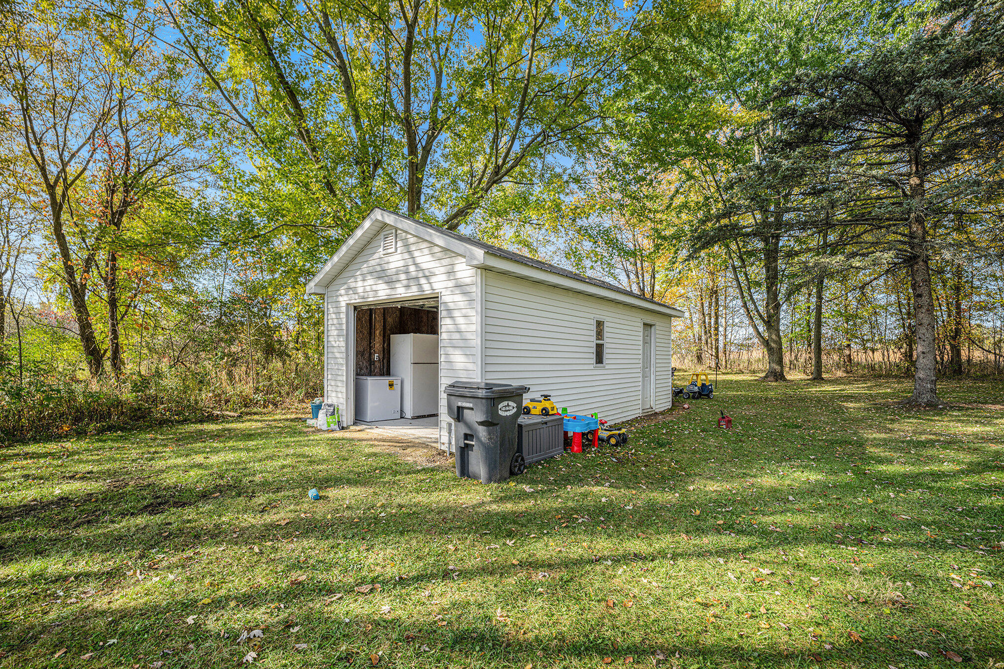 33282 44th Street