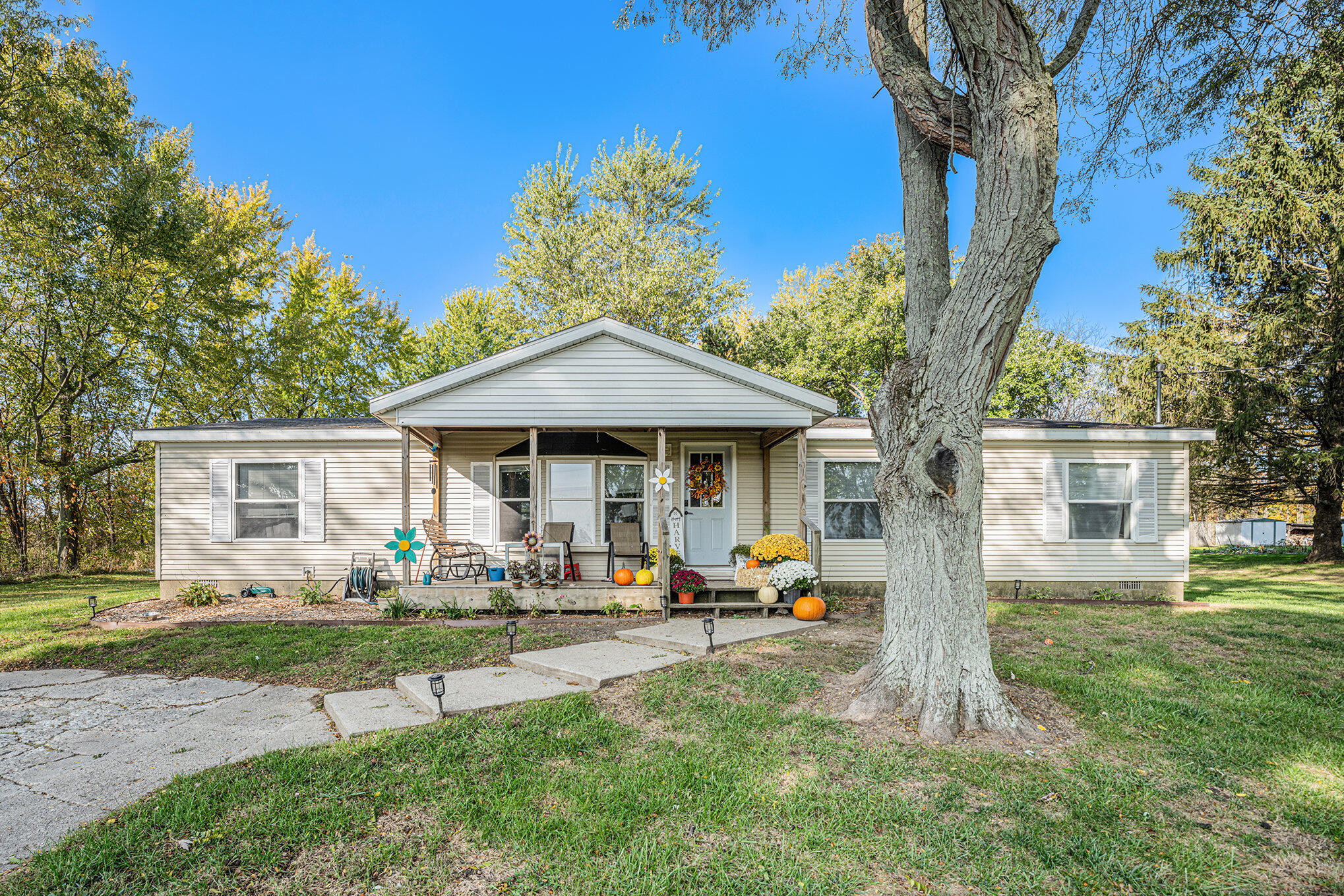 33282 44th Street
