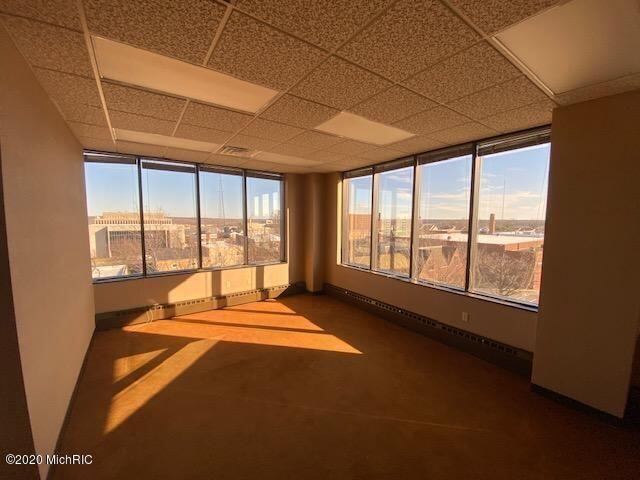 830 Pleasant Street 5, St. Joseph Unit: 5