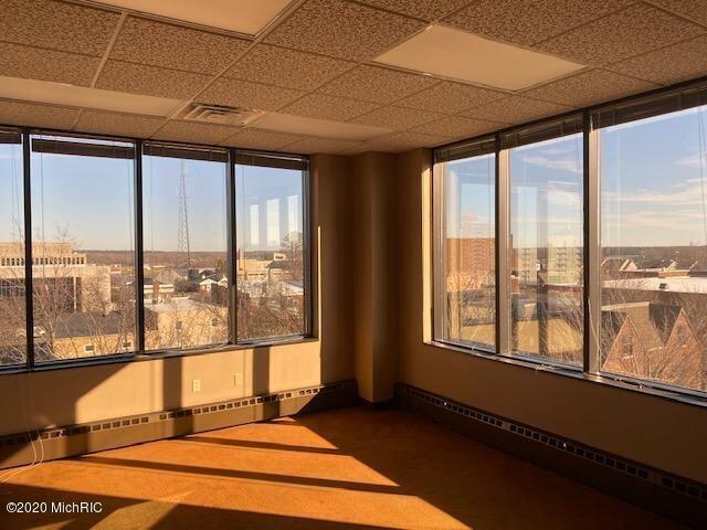 830 Pleasant Street 5, St. Joseph Unit: 5