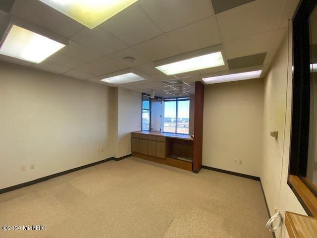 830 Pleasant Street 5, St. Joseph Unit: 5