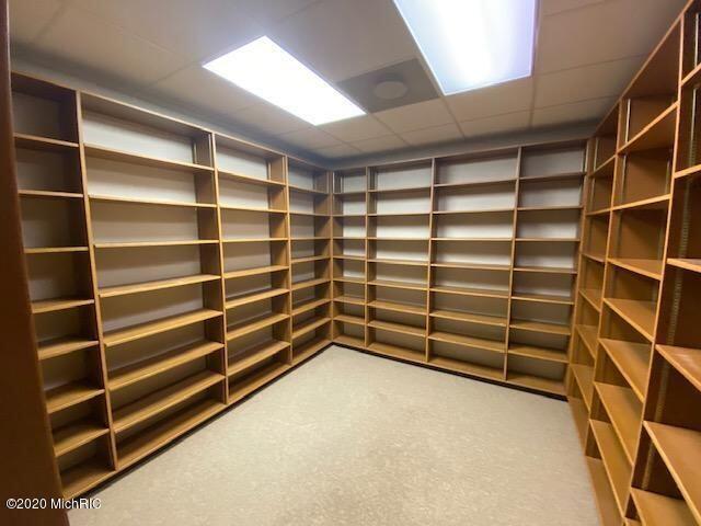 830 Pleasant Street 5, St. Joseph Unit: 5