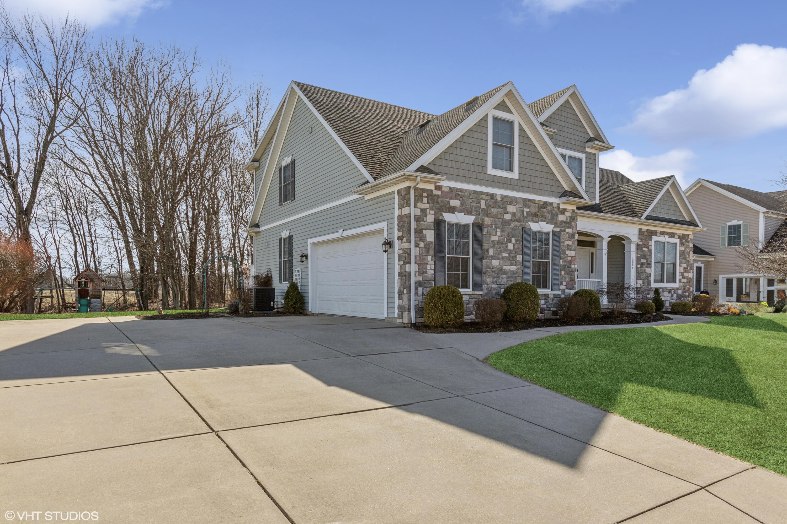 1854 Carlisle Drive, St. Joseph
