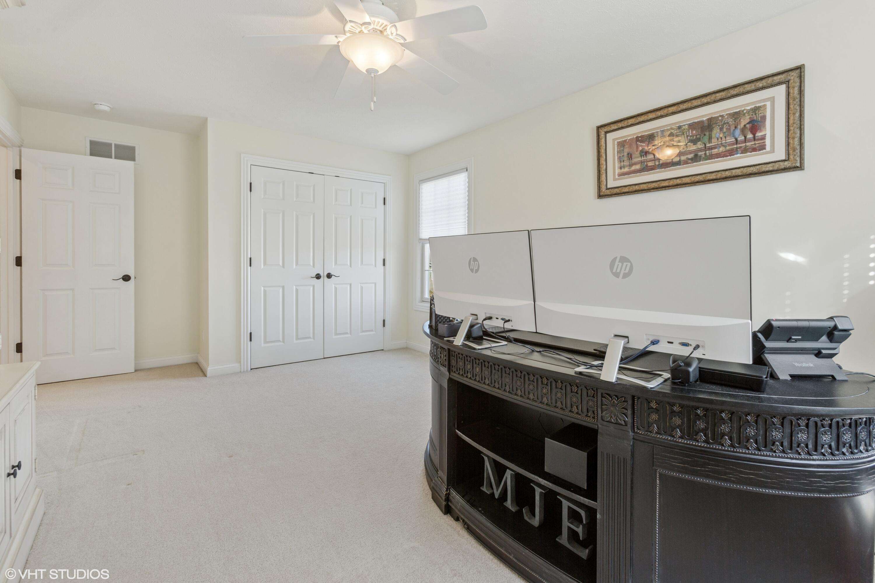 1854 Carlisle Drive, St. Joseph
