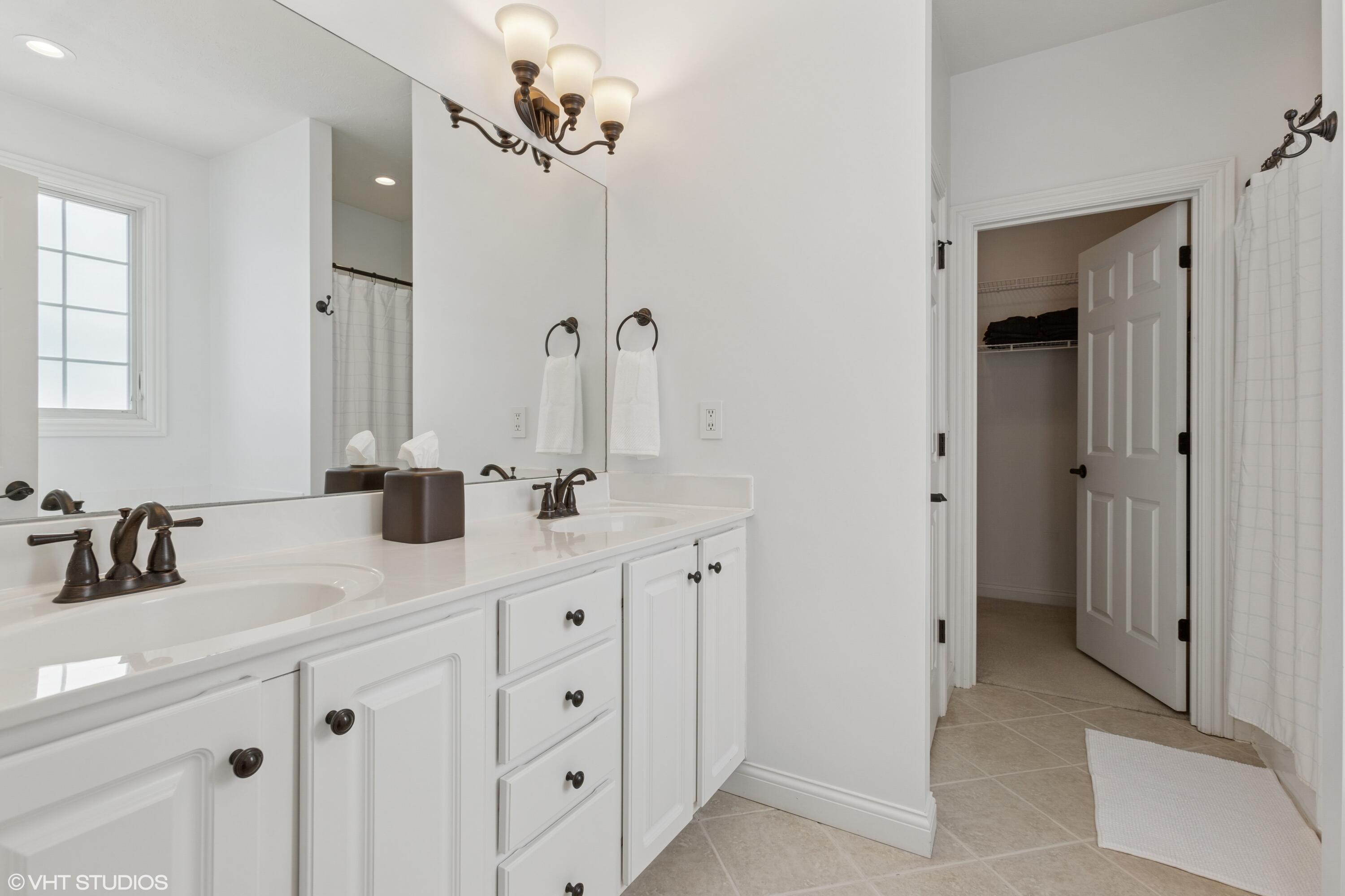 1854 Carlisle Drive, St. Joseph