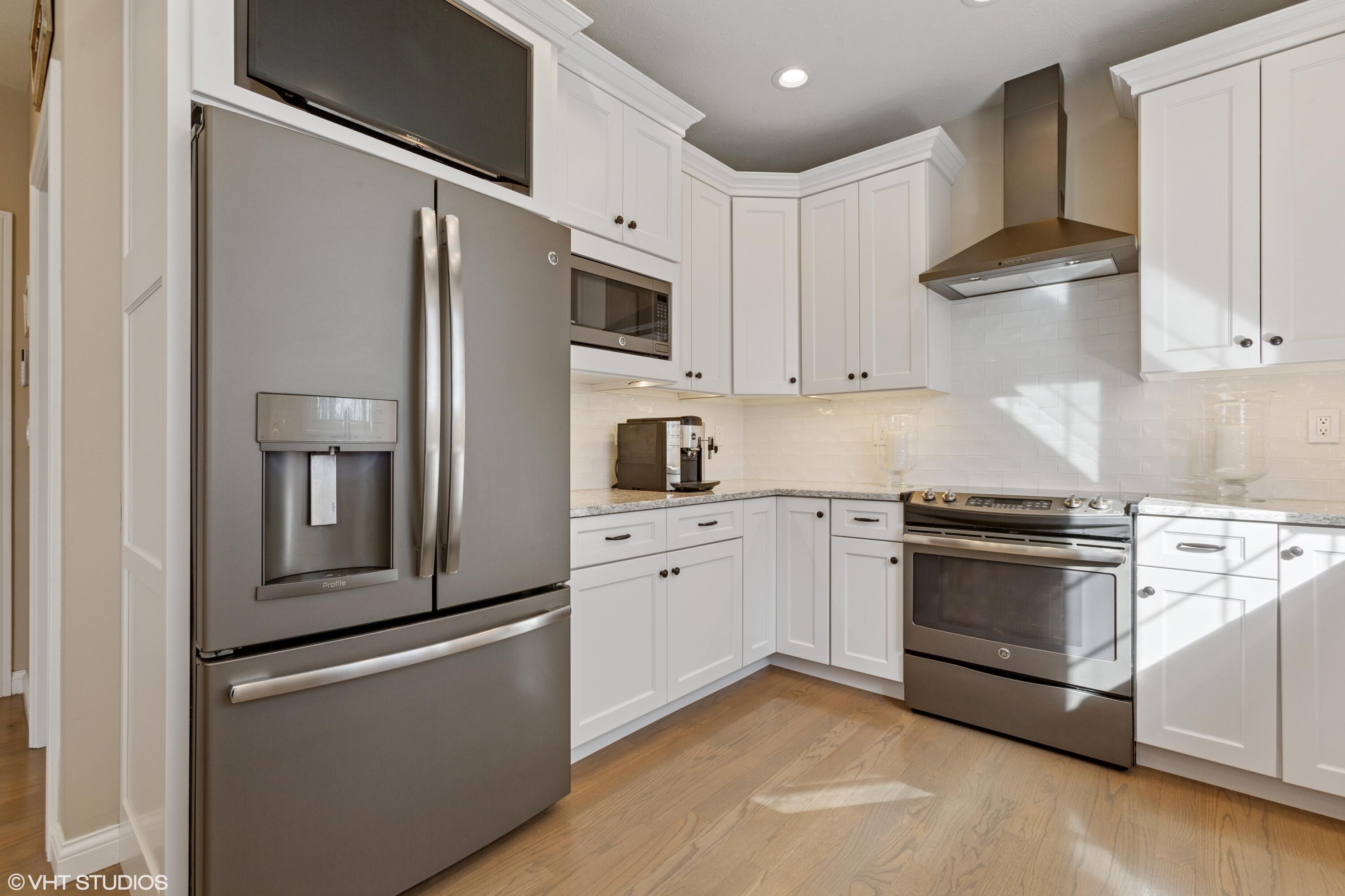 1854 Carlisle Drive, St. Joseph
