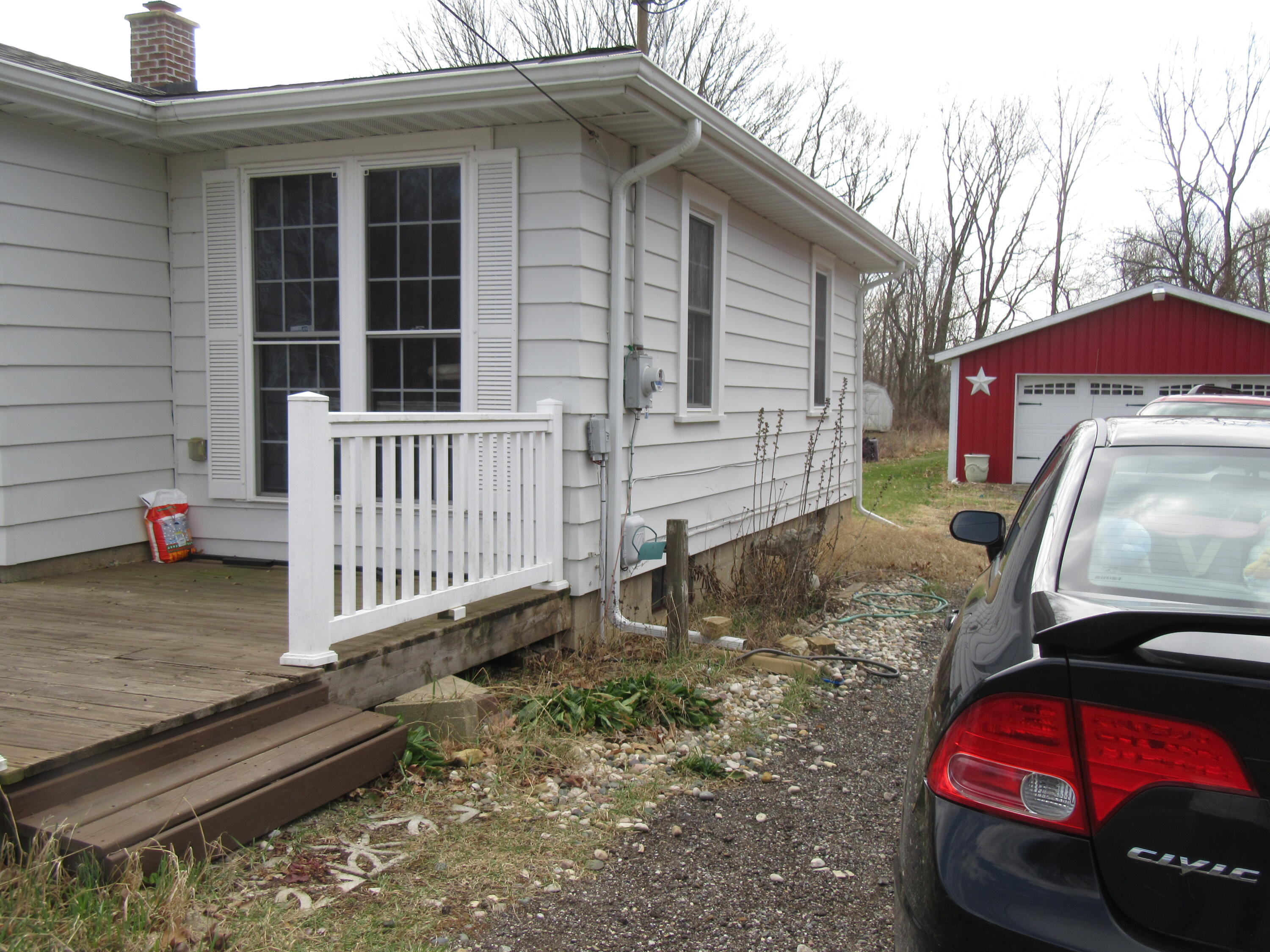 2988 Pipestone Road