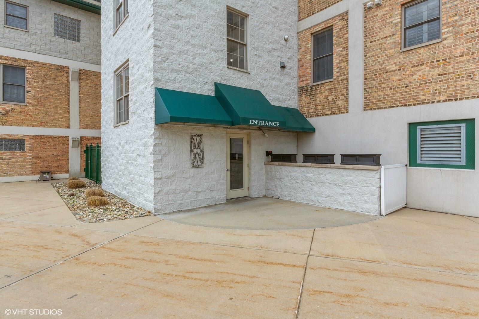 1117 Broad Street 3B, St. Joseph Unit: 3B