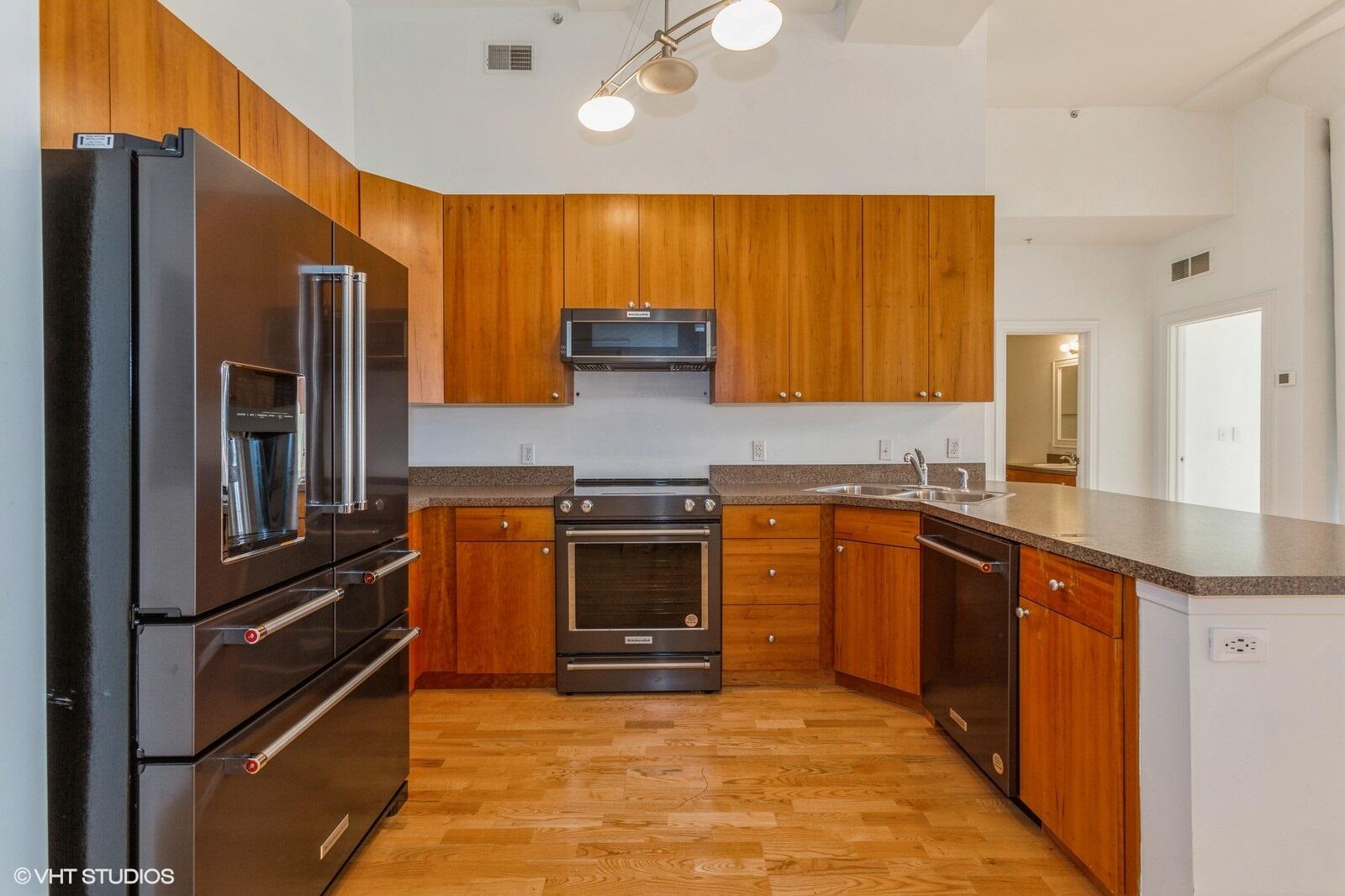 1117 Broad Street 3B, St. Joseph Unit: 3B