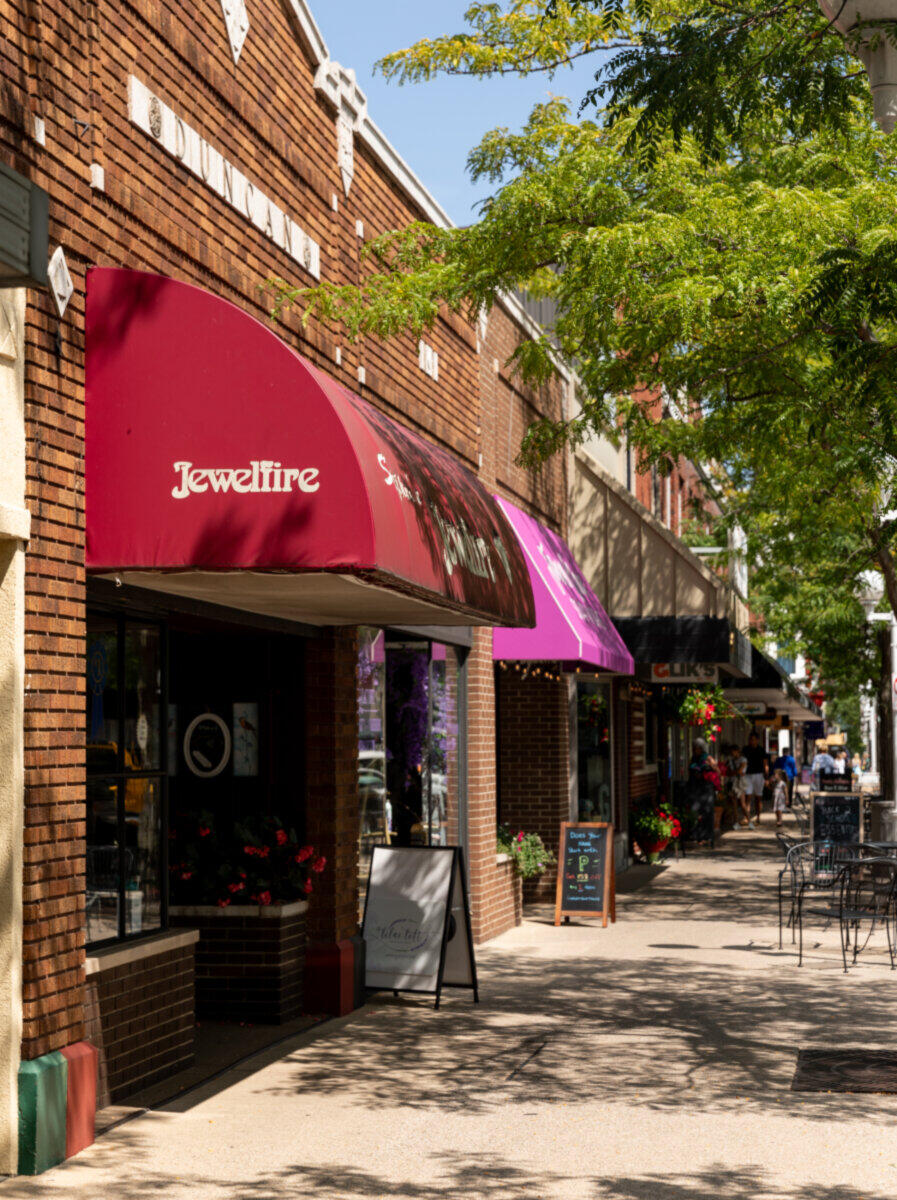 1117 Broad Street 3B, St. Joseph Unit: 3B