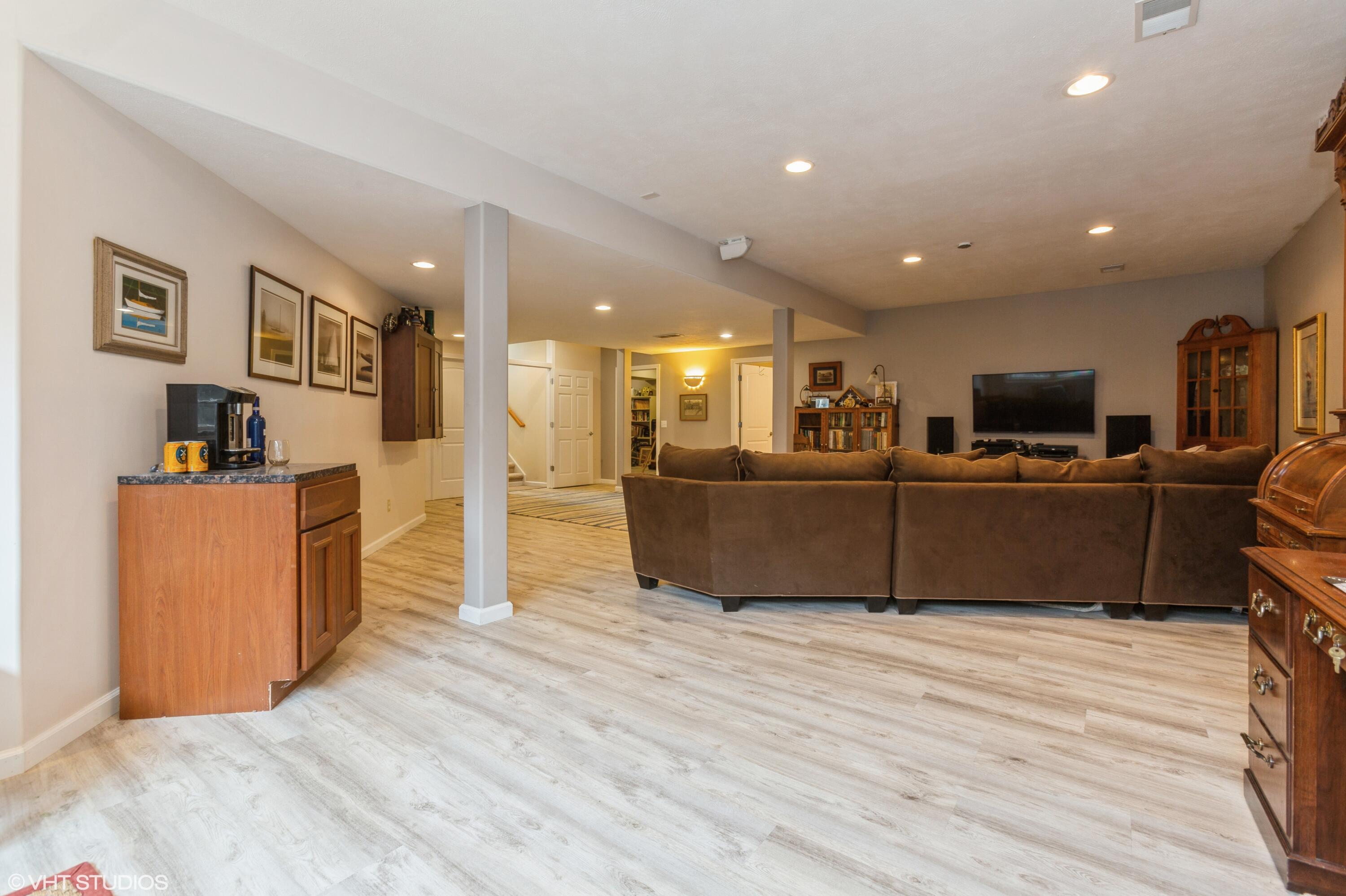 2235 Winters Way, St. Joseph