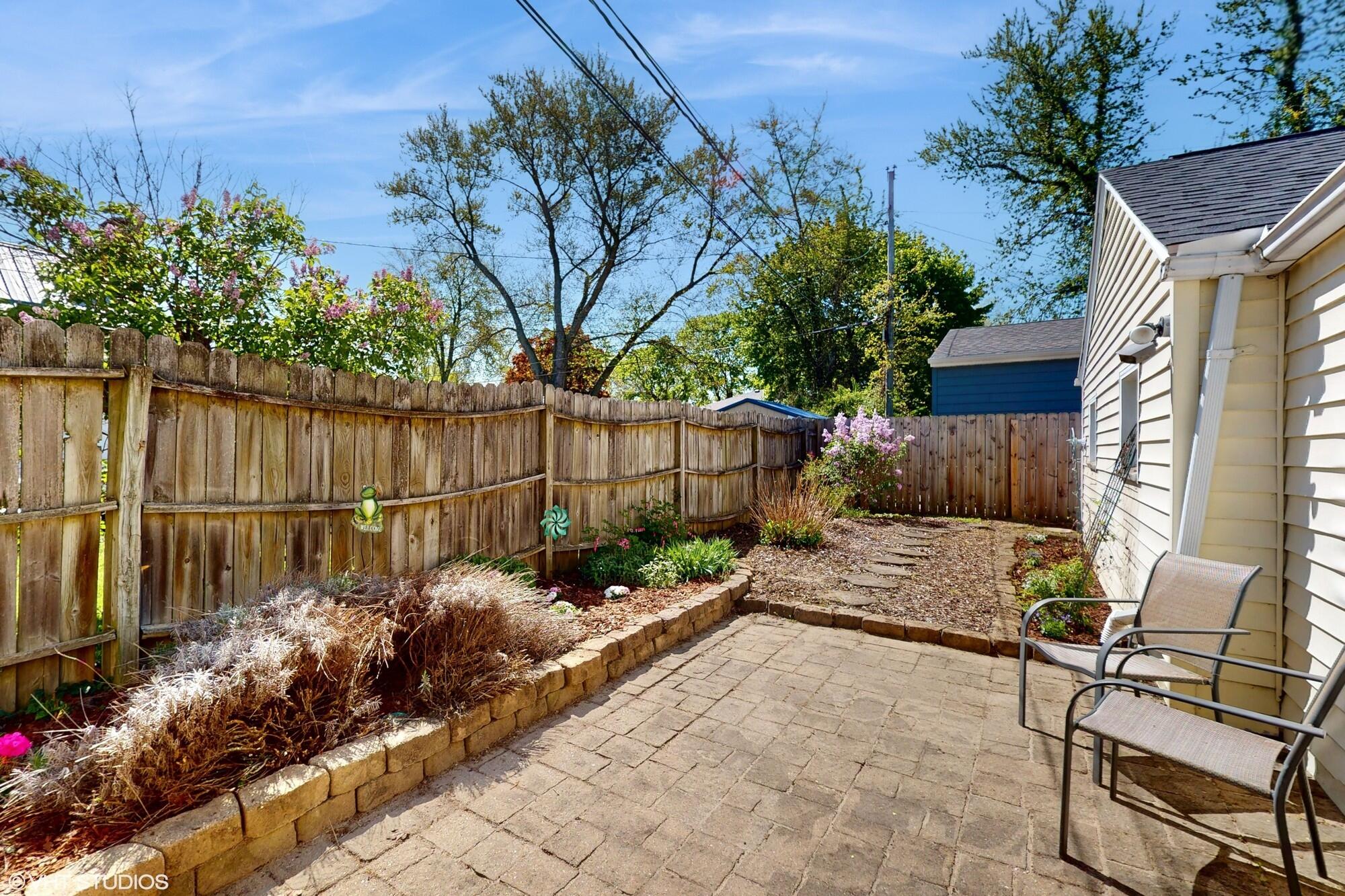 1200 Mohawk Lane, St. Joseph