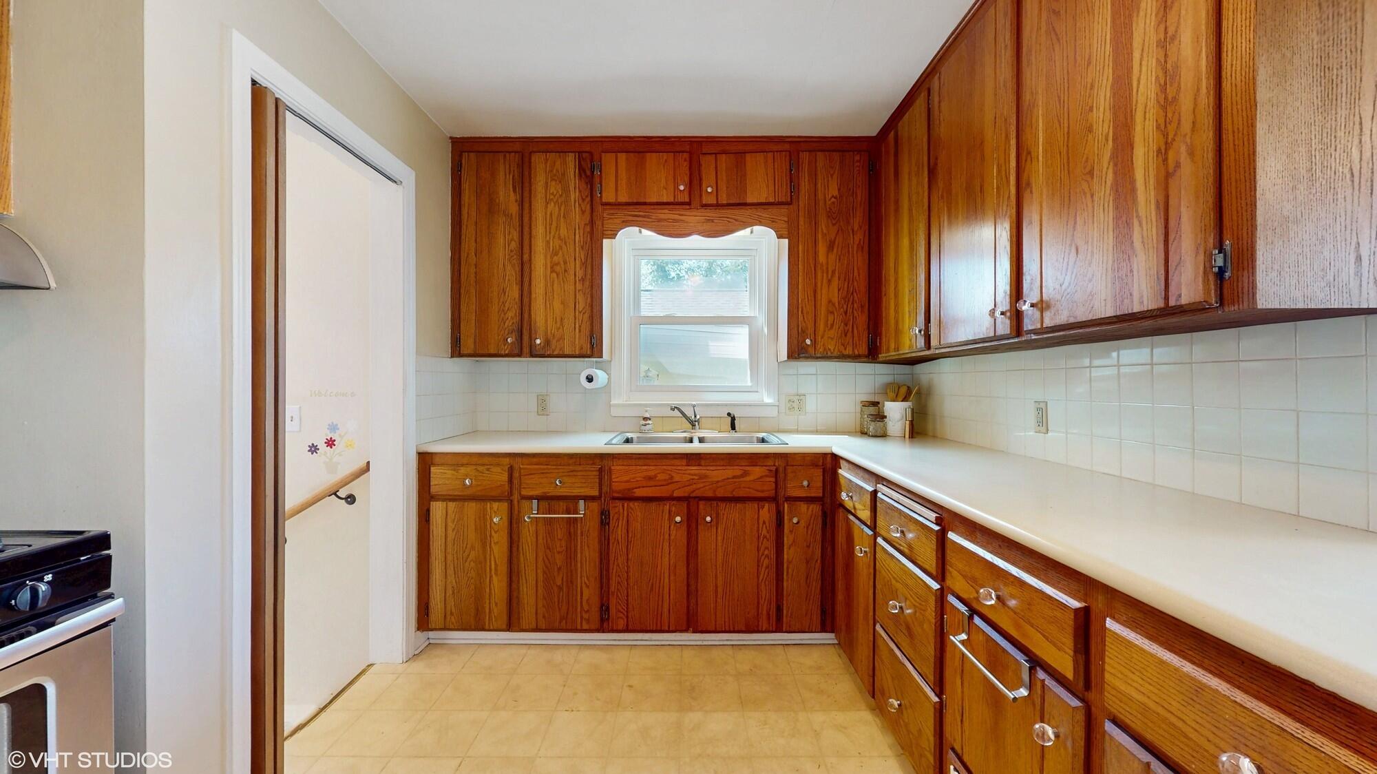 1200 Mohawk Lane, St. Joseph