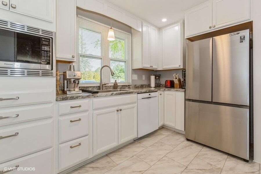 2553 Bristol Terrace, St. Joseph