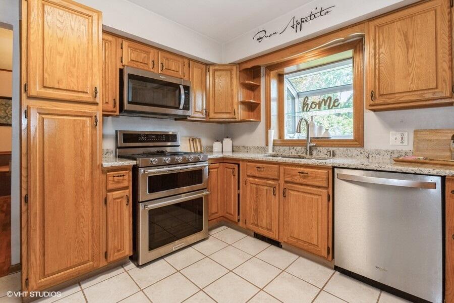 1787 Trafalgar Drive, St. Joseph