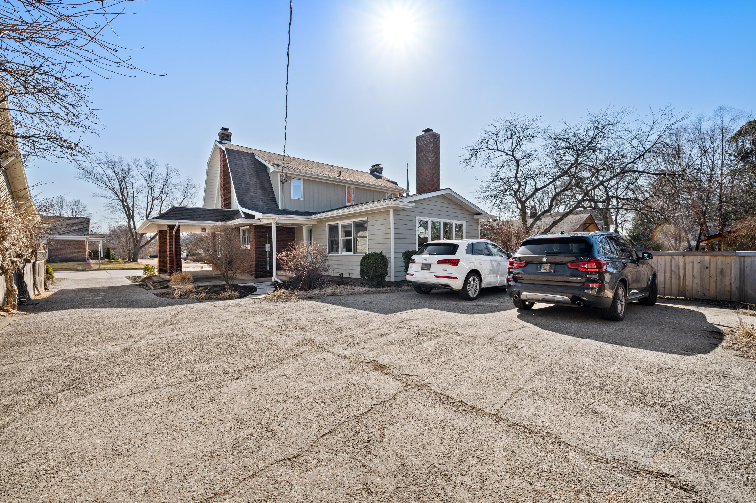 1908 Niles Avenue, St. Joseph