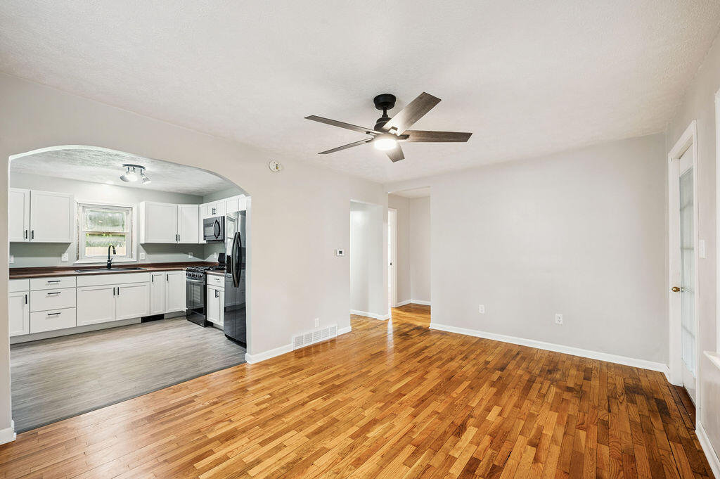 202 Pleasant Street