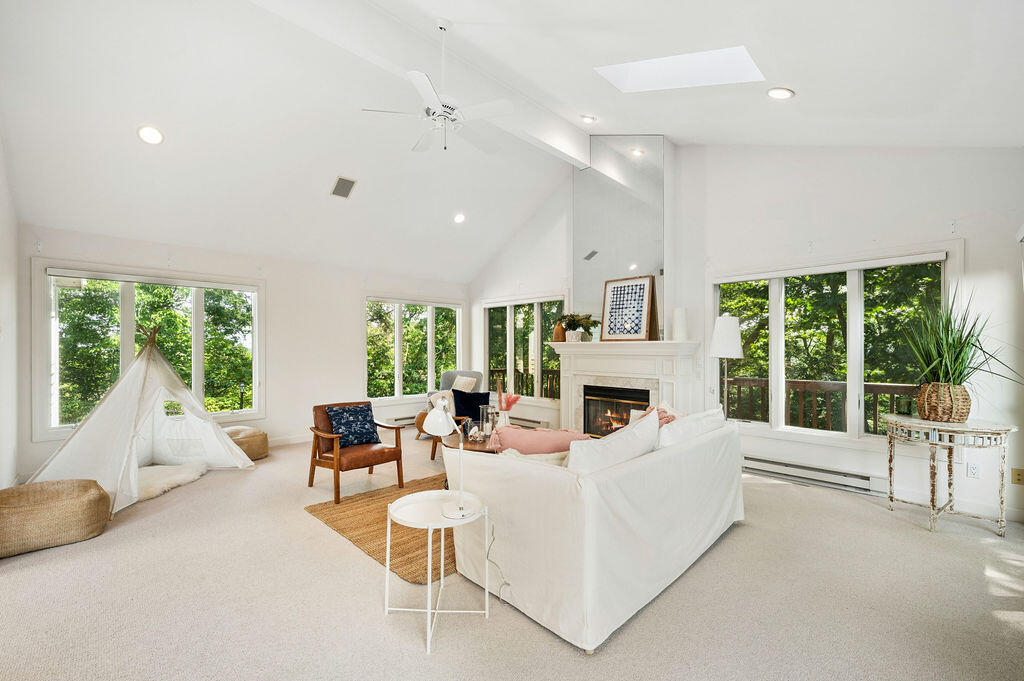 9922 Weko Drive
