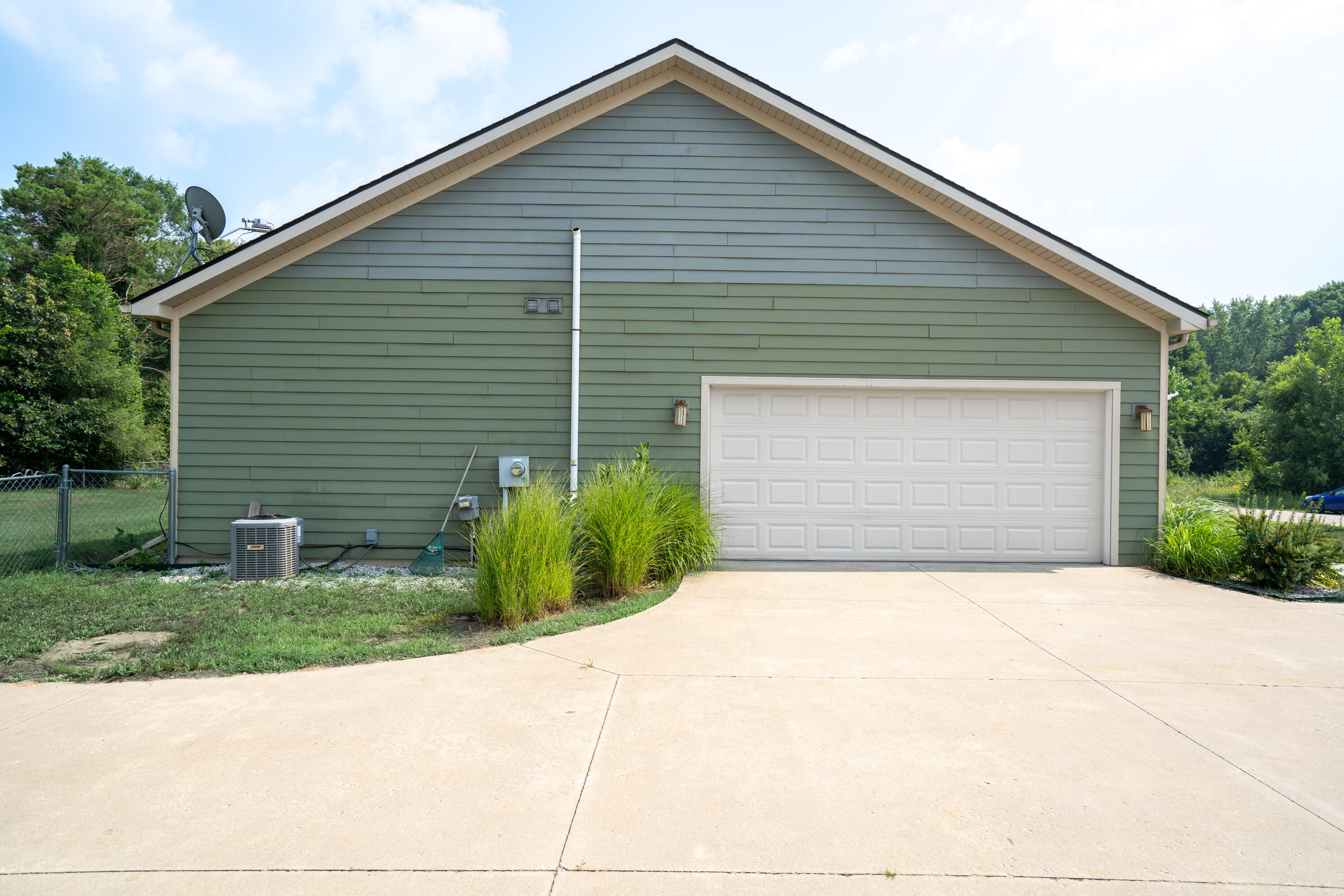 204 Corwin Meadows Drive