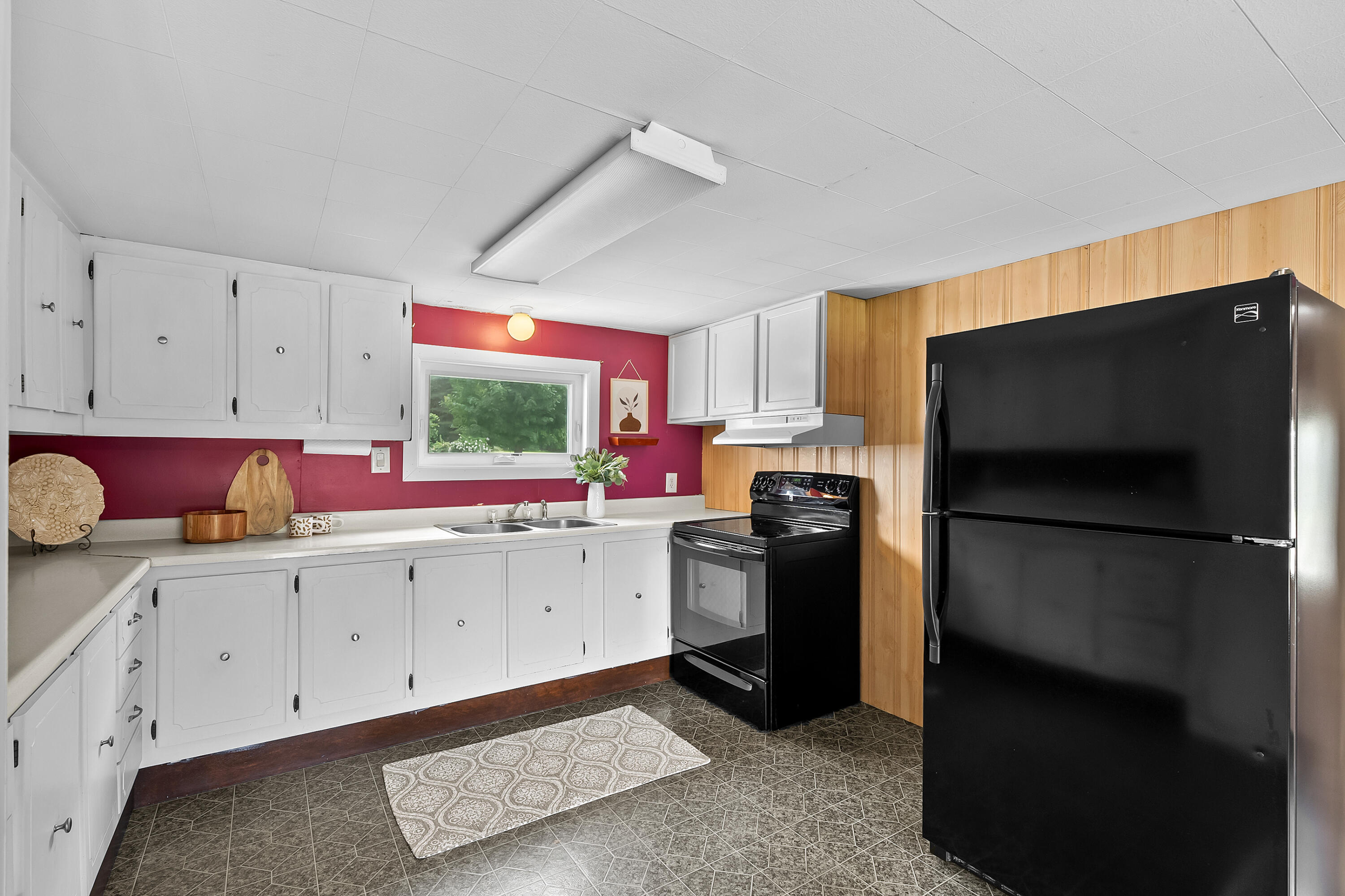 24369 Morton