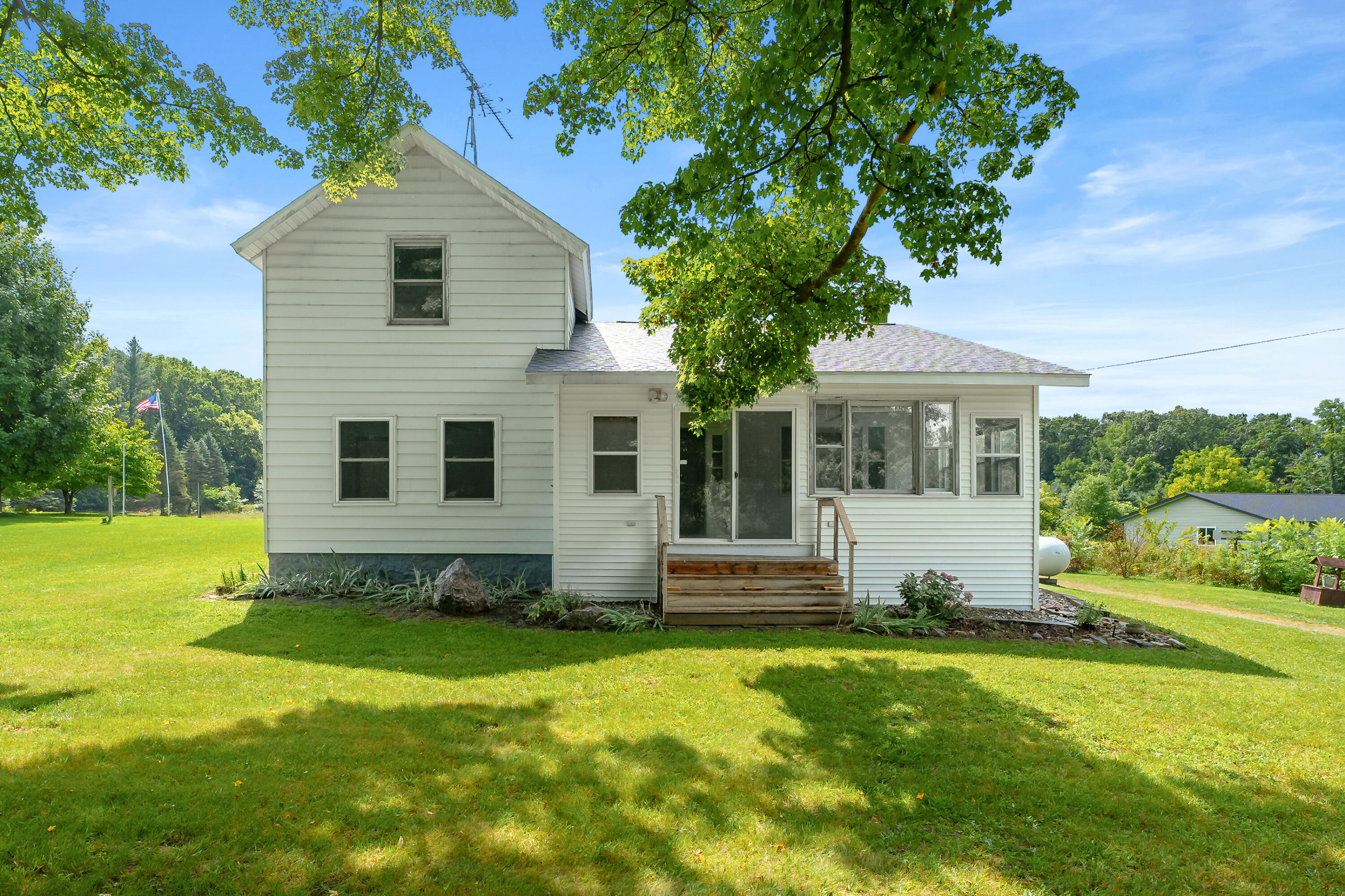 24369 Morton