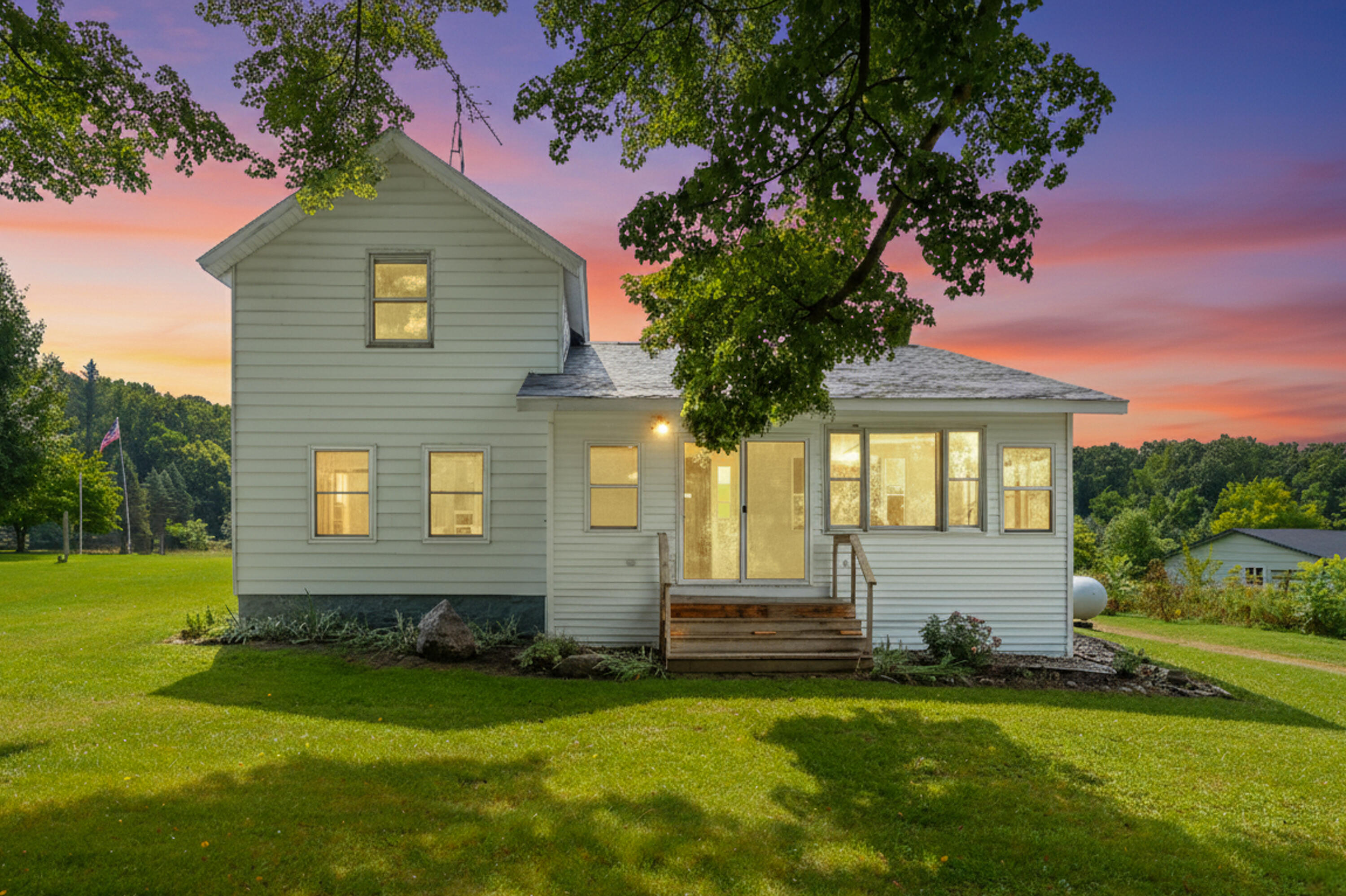 24369 Morton