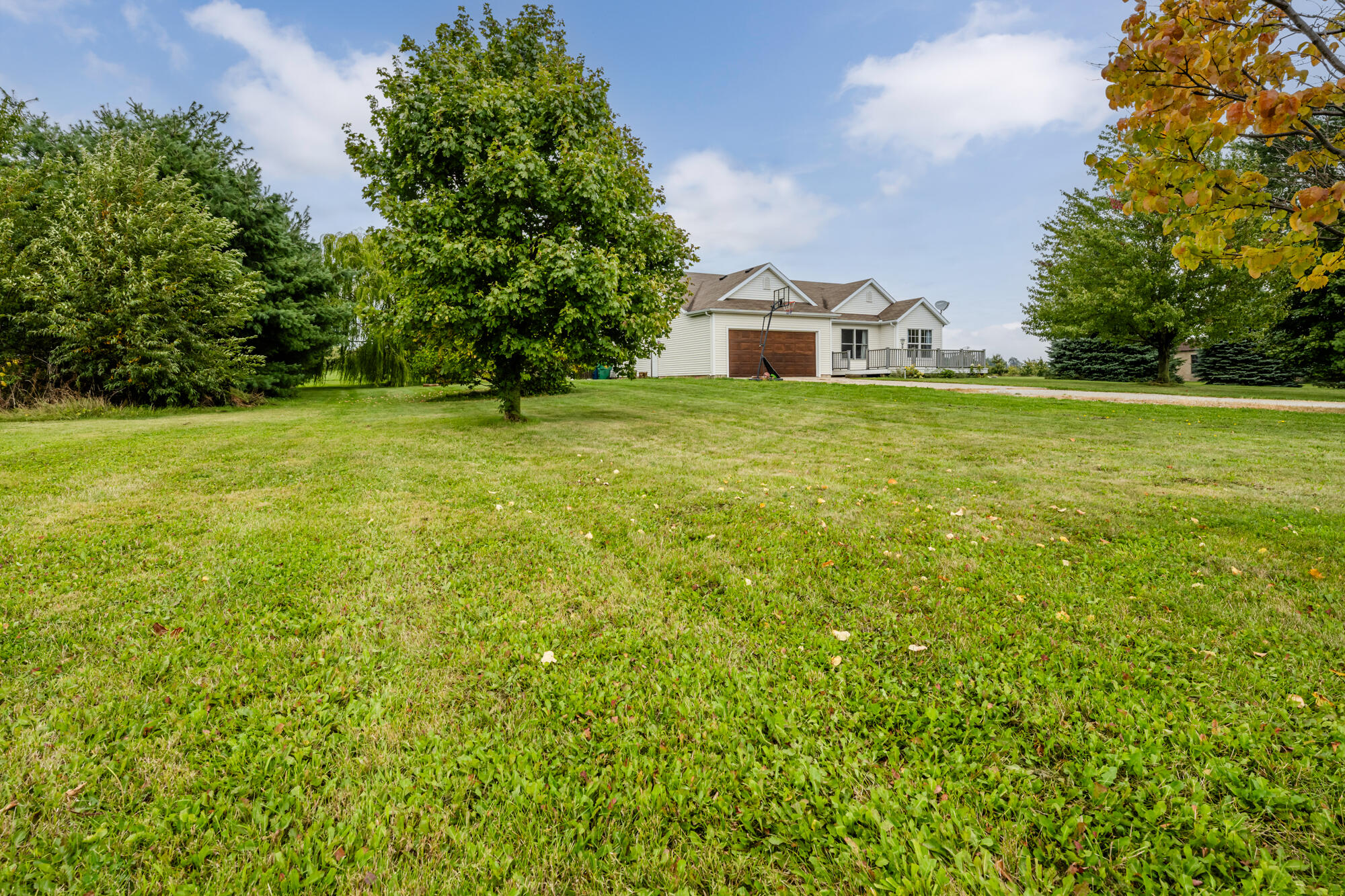 819 E Lemon Creek Road