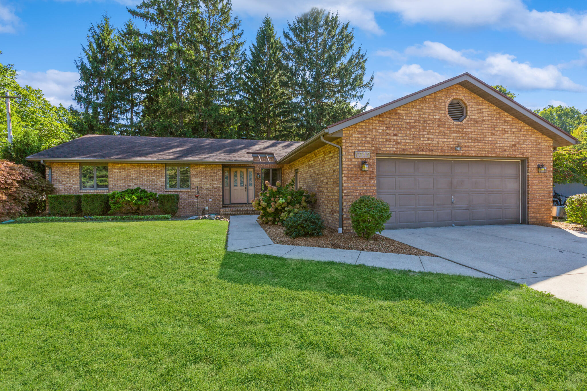 1312 Timberlane Drive, St. Joseph