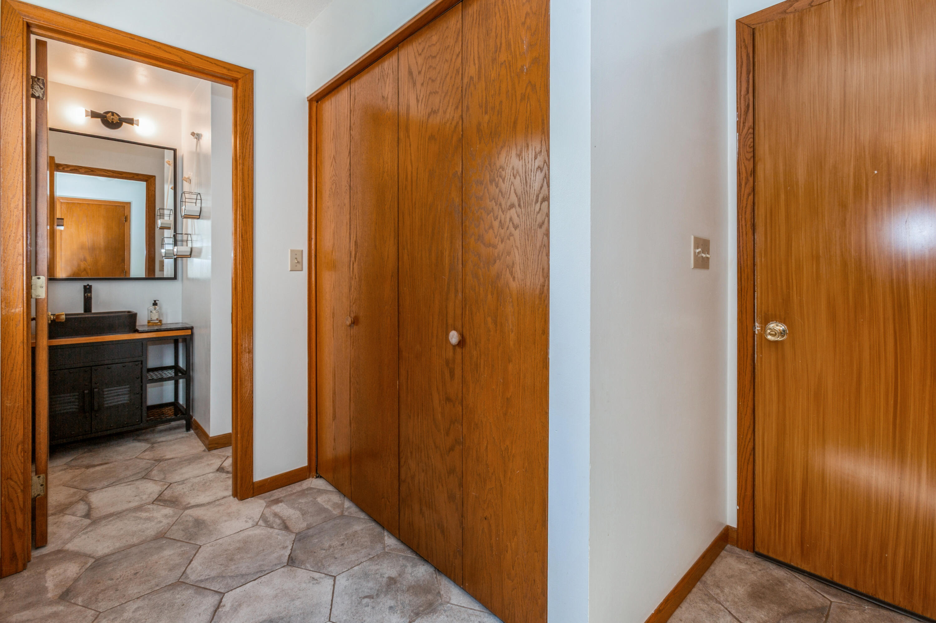 1312 Timberlane Drive, St. Joseph