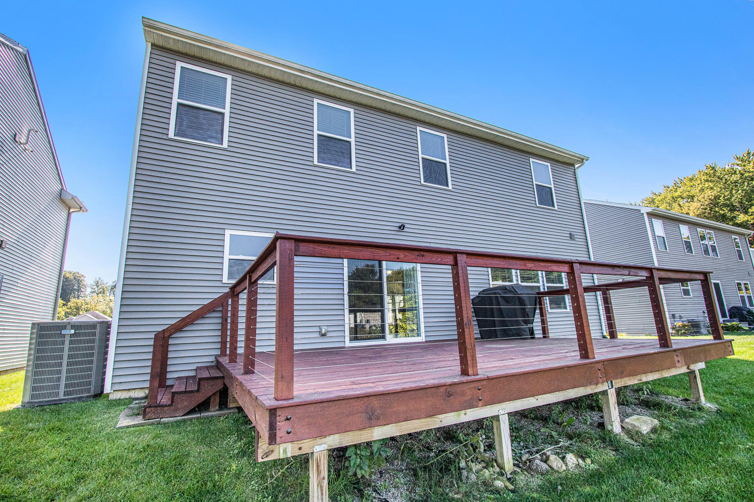 593 Trumpeter Bay Drive