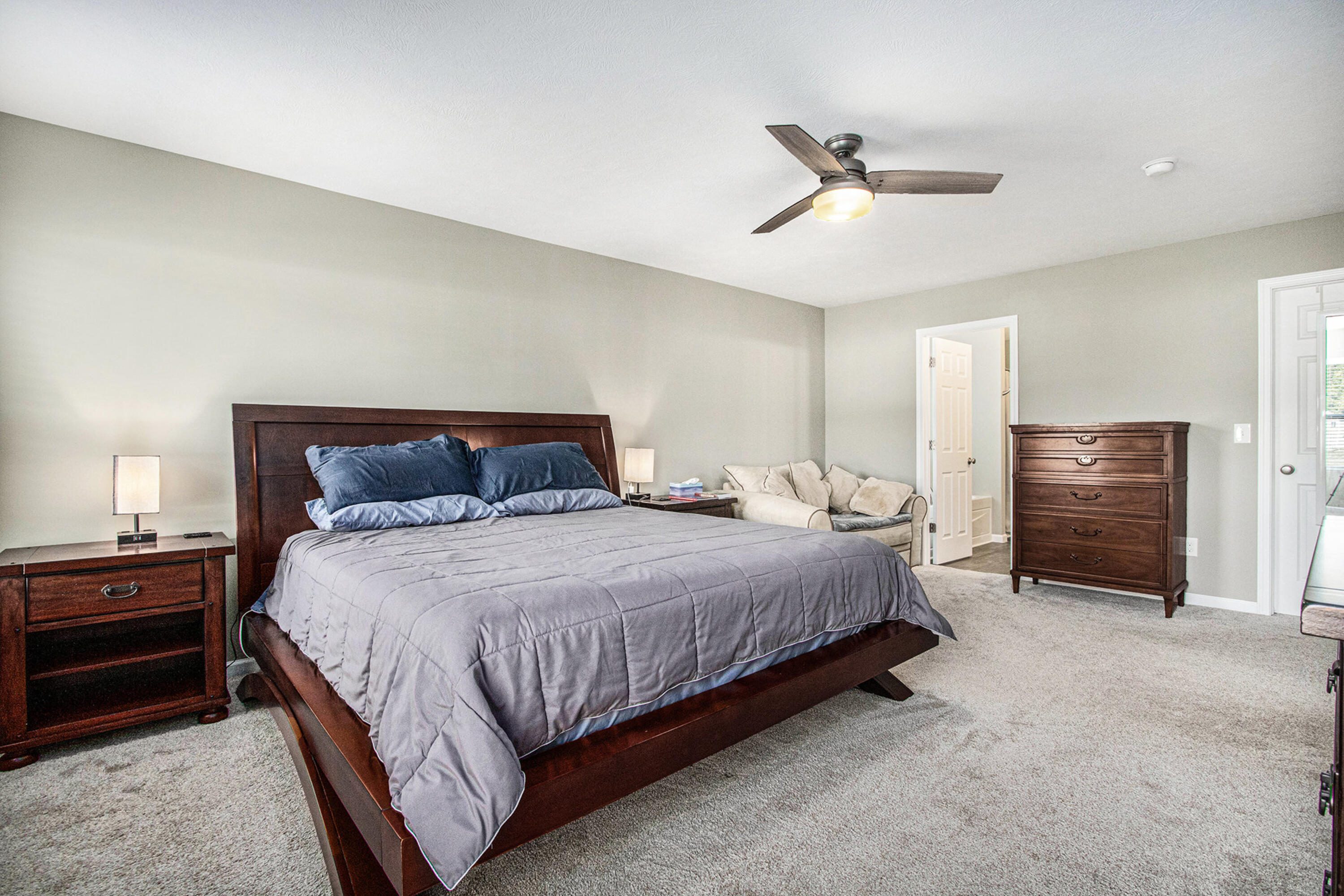 593 Trumpeter Bay Drive