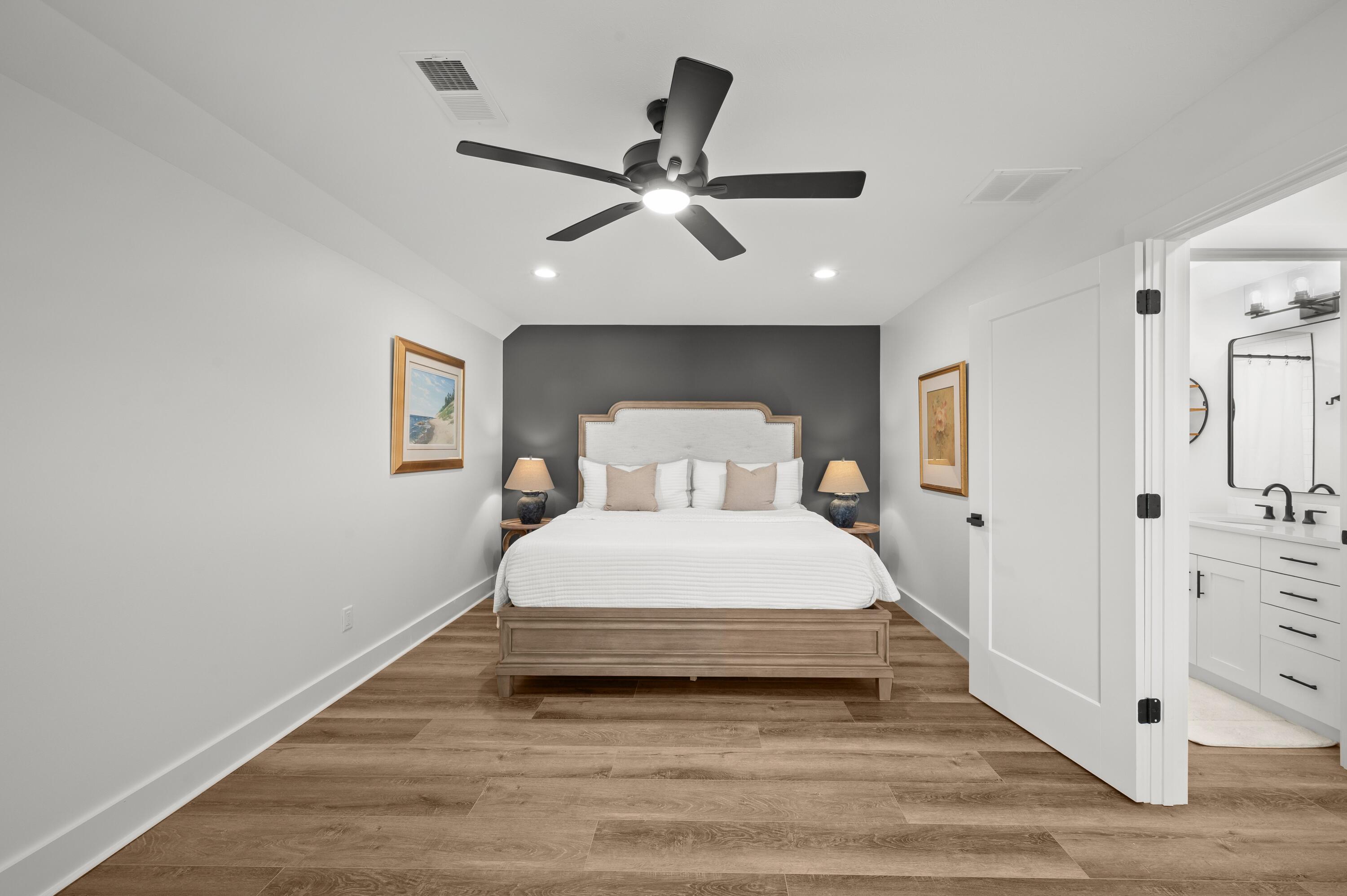 14211 Deer Path