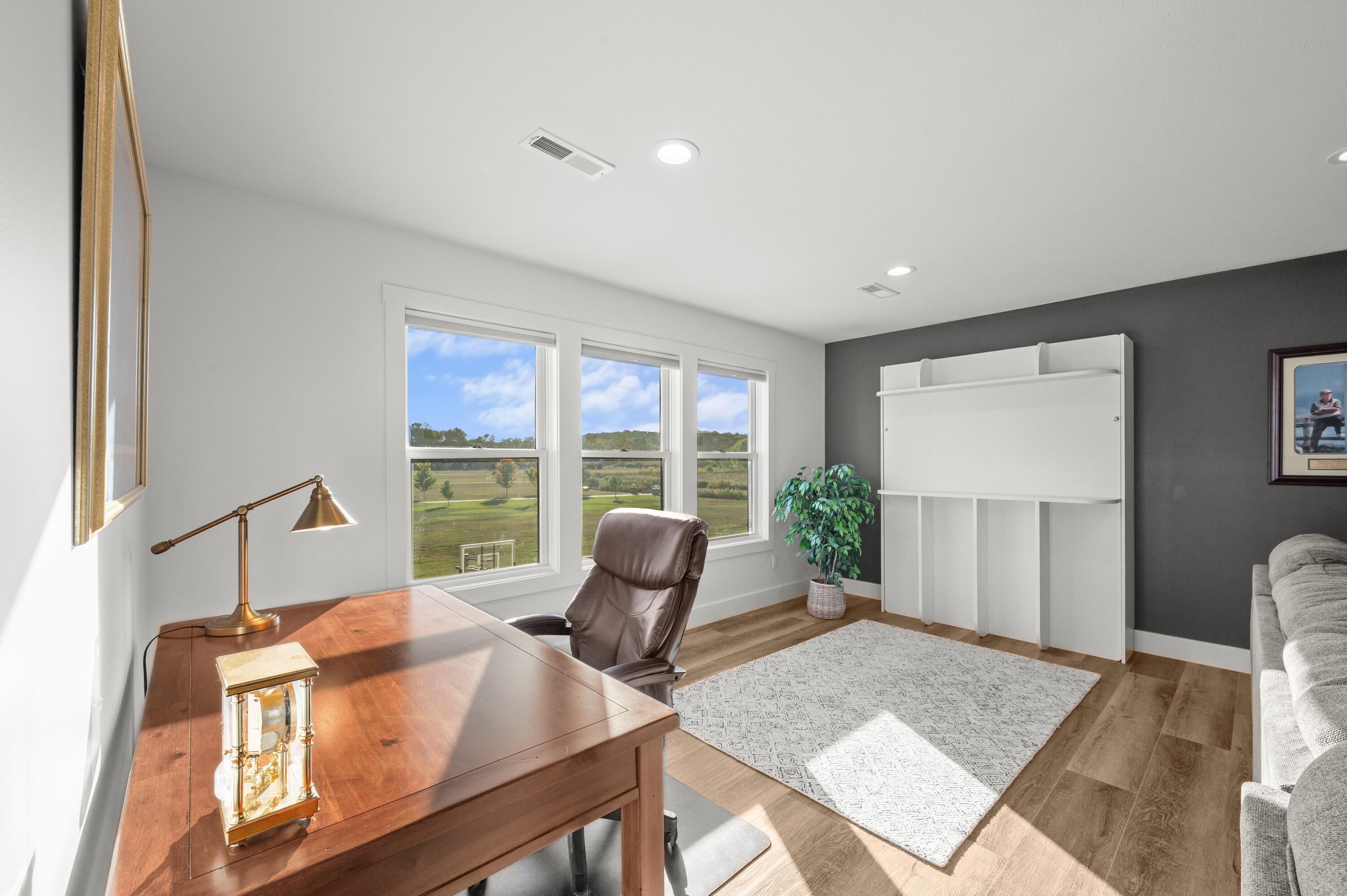 14211 Deer Path
