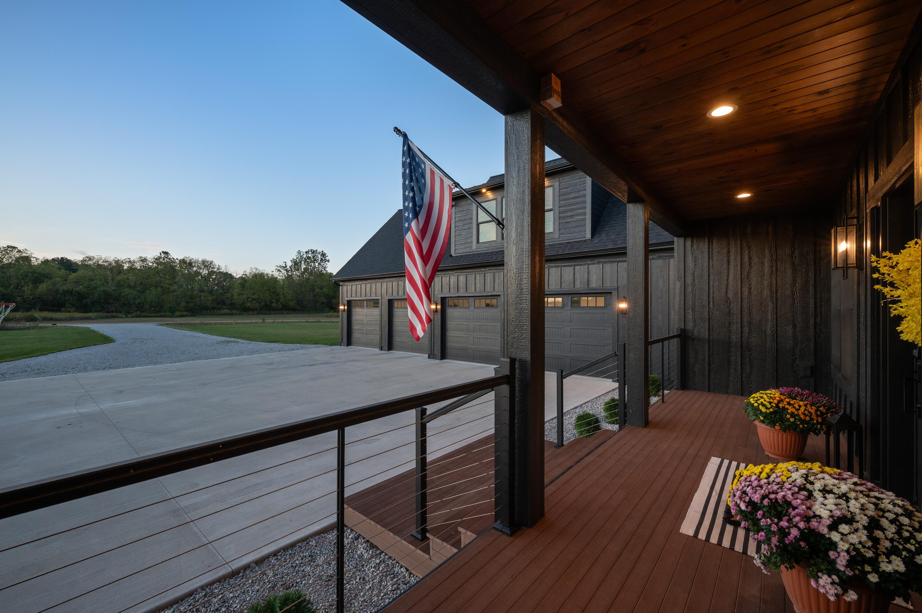 14211 Deer Path