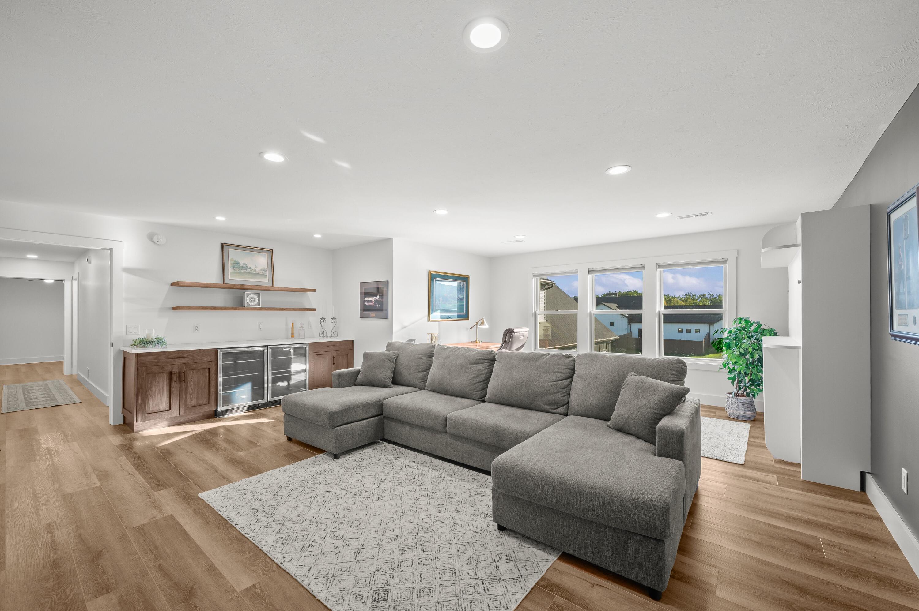 14211 Deer Path