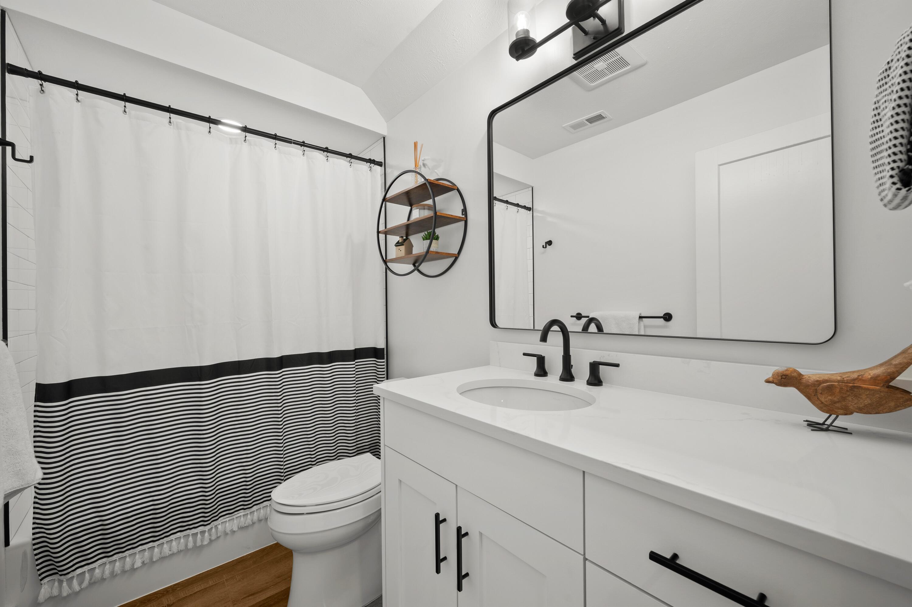 14211 Deer Path