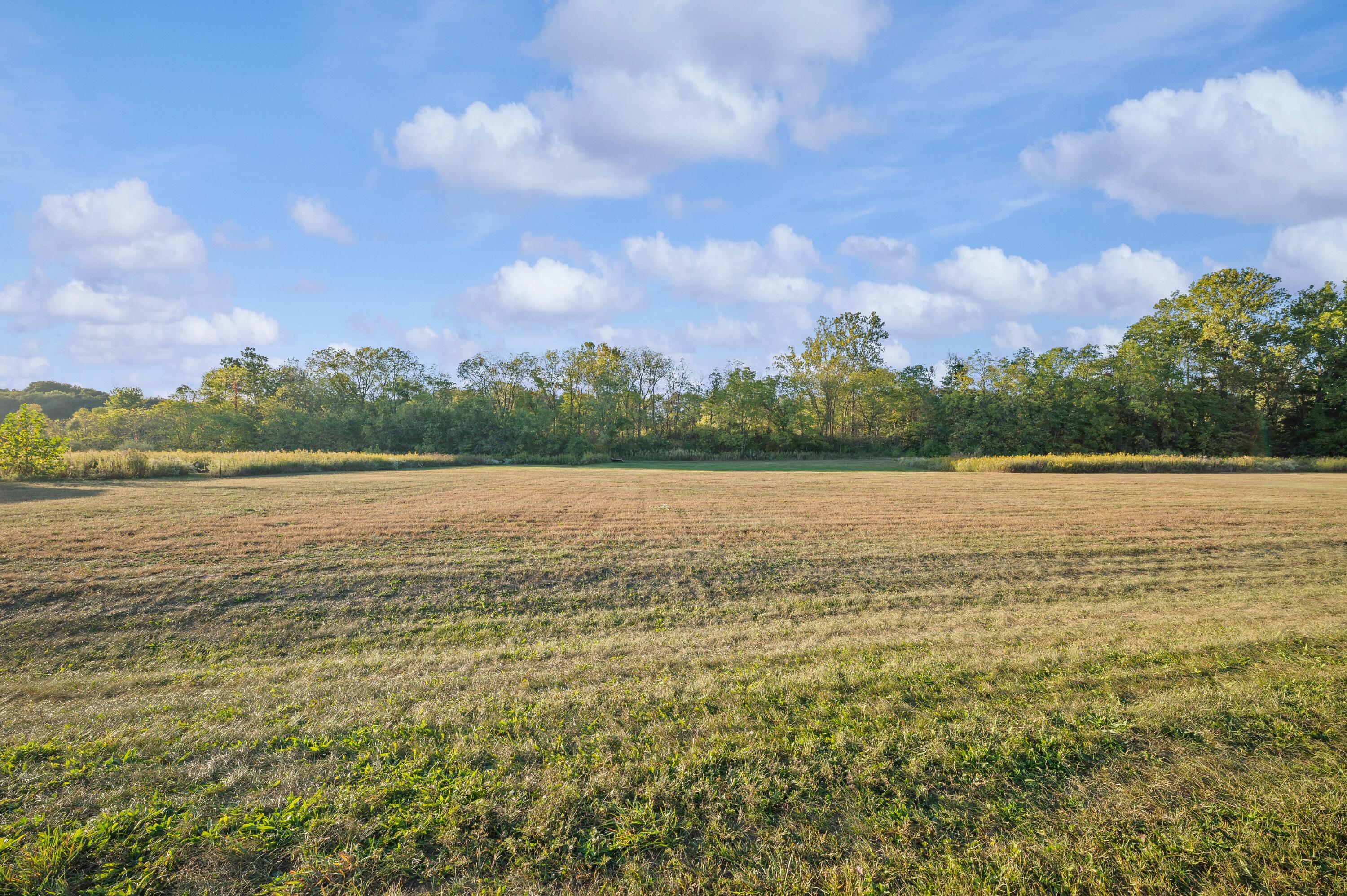14211 Deer Path