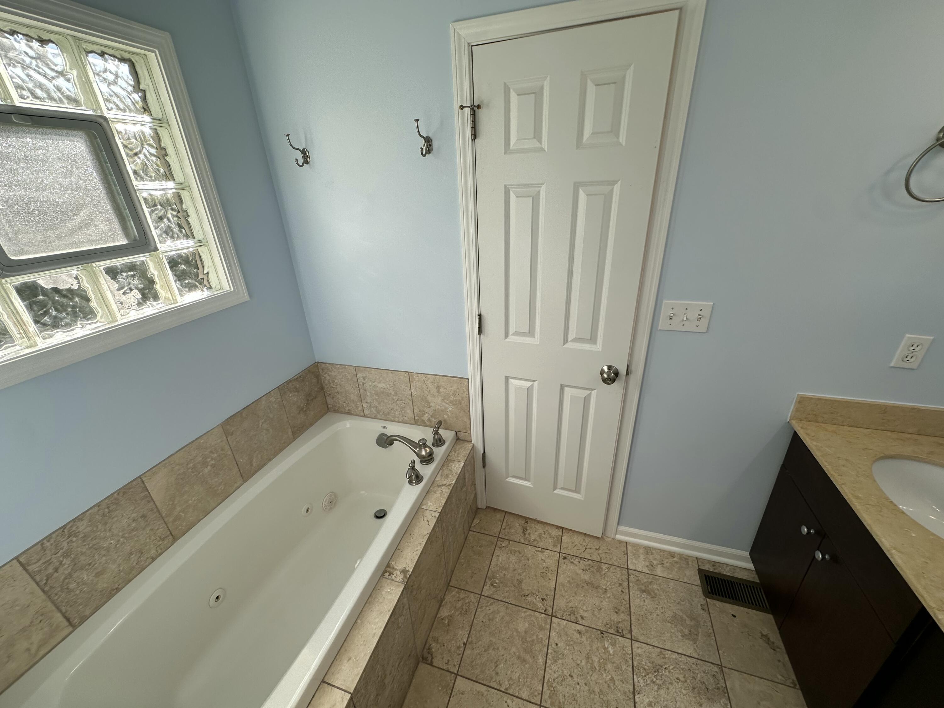 1862 Derfla Drive, St. Joseph
