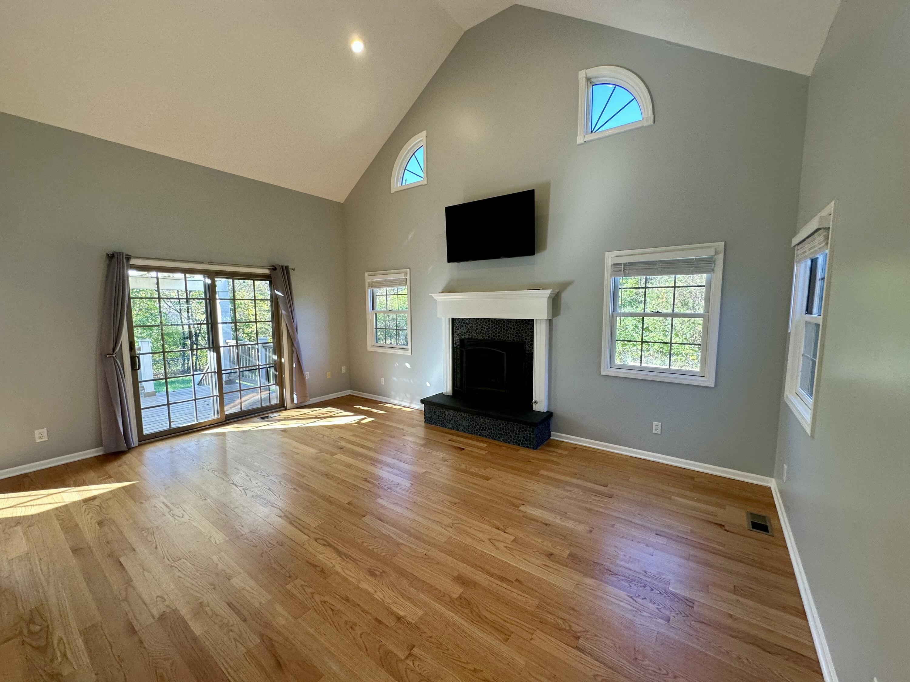 1862 Derfla Drive, St. Joseph