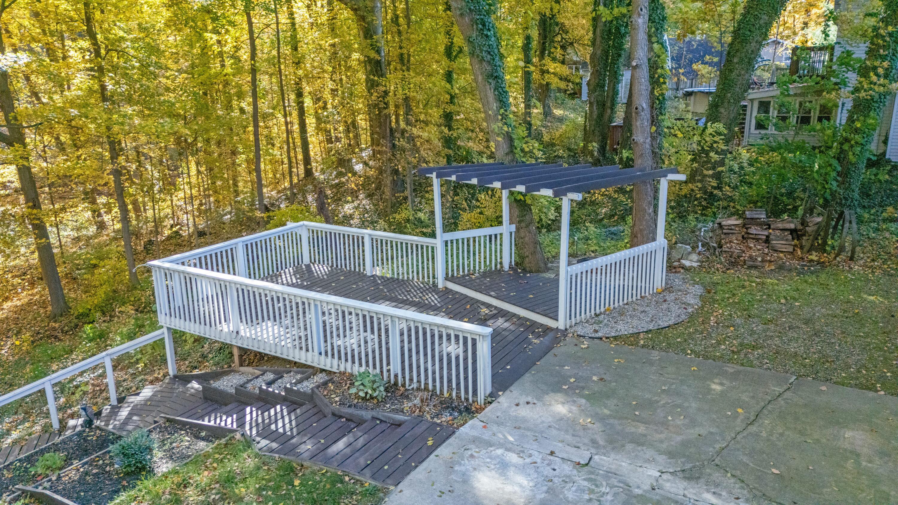 4747 Woodland Drive, St. Joseph