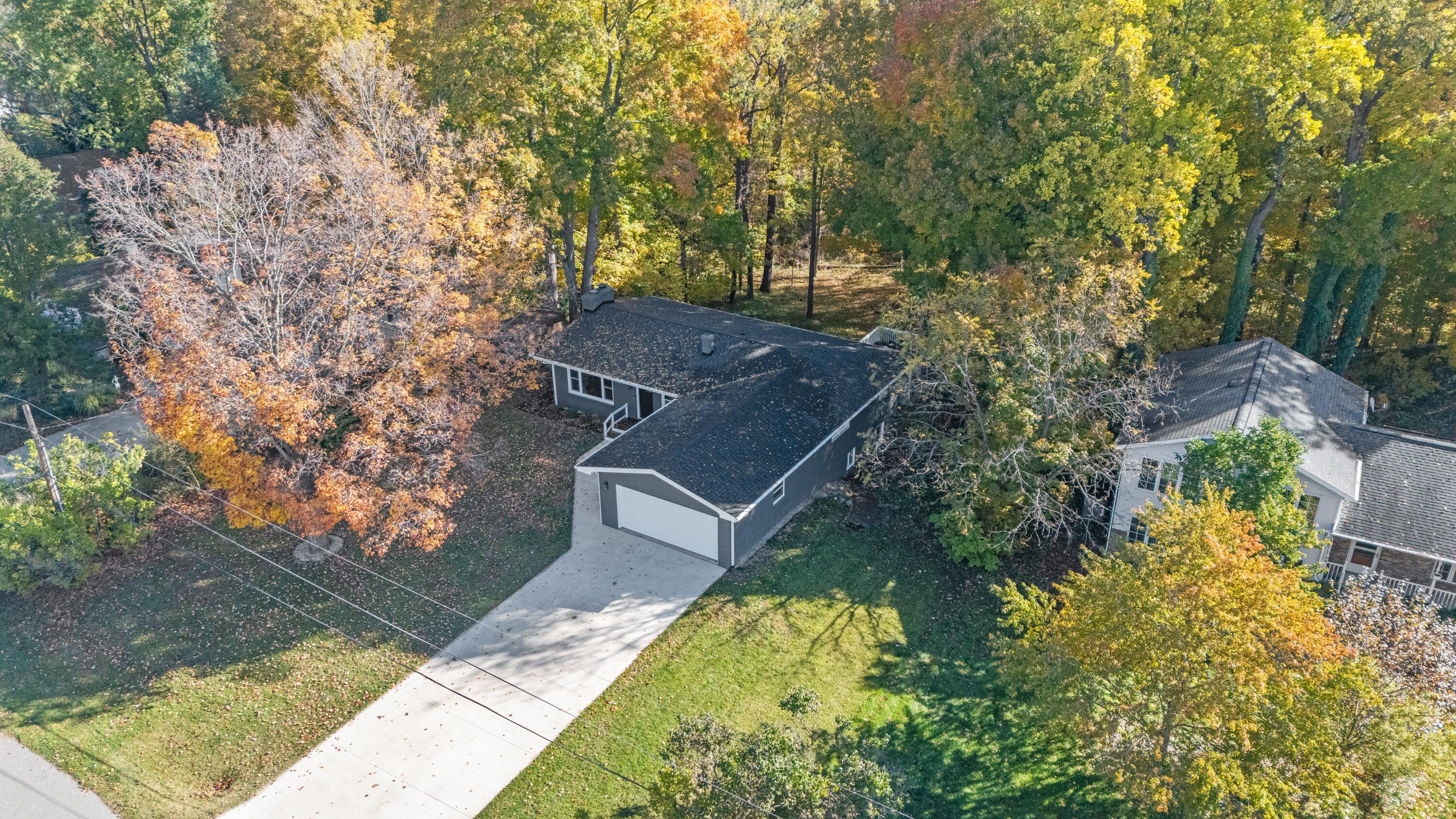 4747 Woodland Drive, St. Joseph