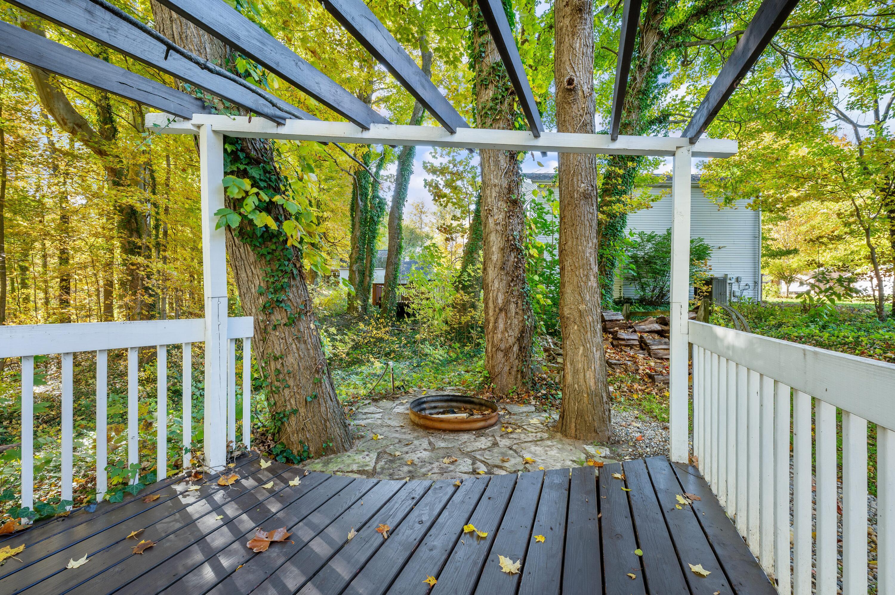 4747 Woodland Drive, St. Joseph