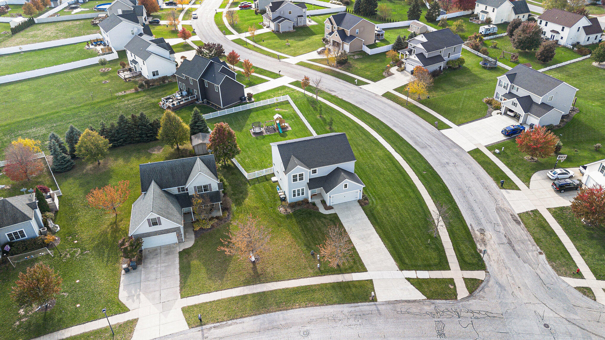 1990 Halsted Drive