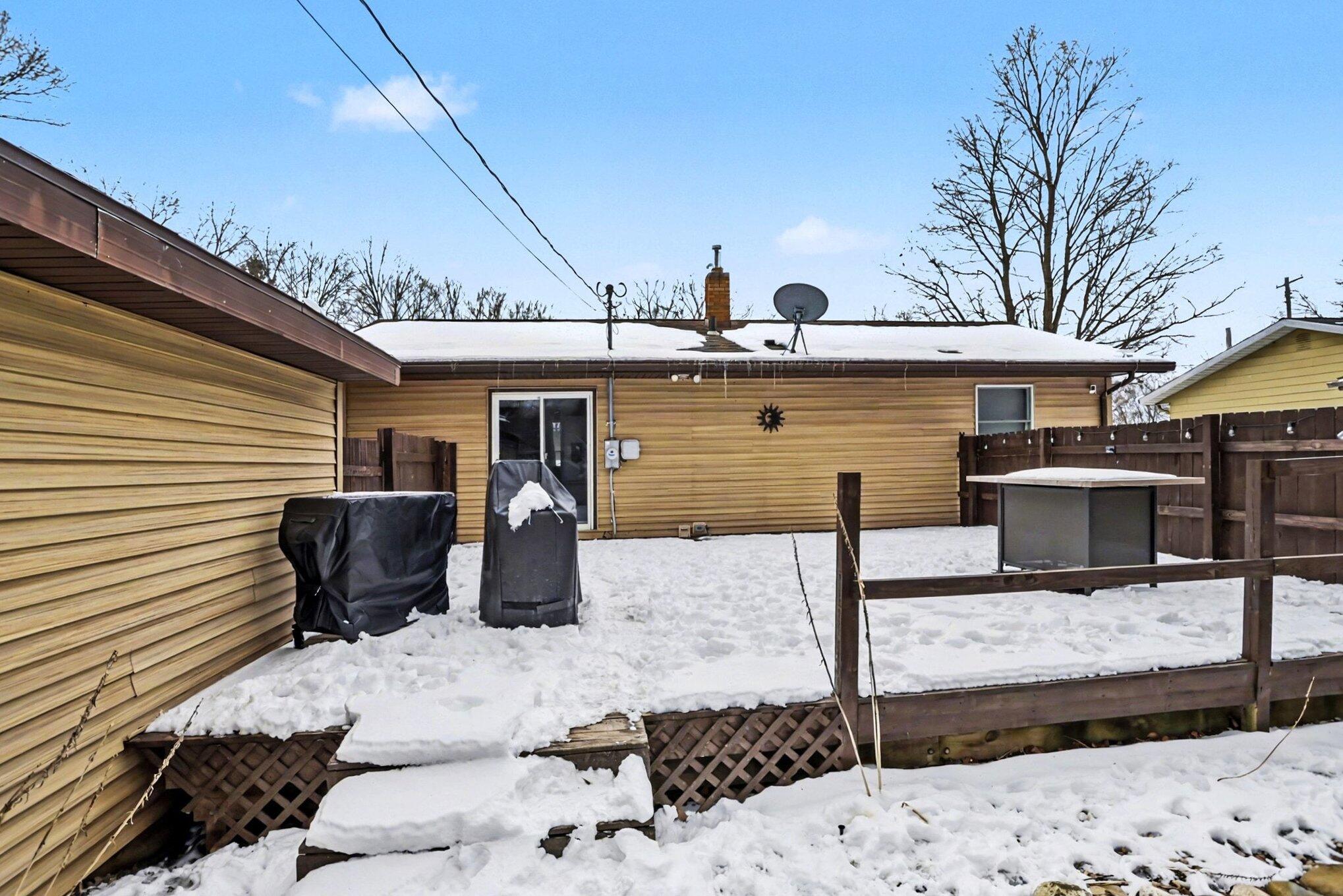 331 E Parsons Avenue