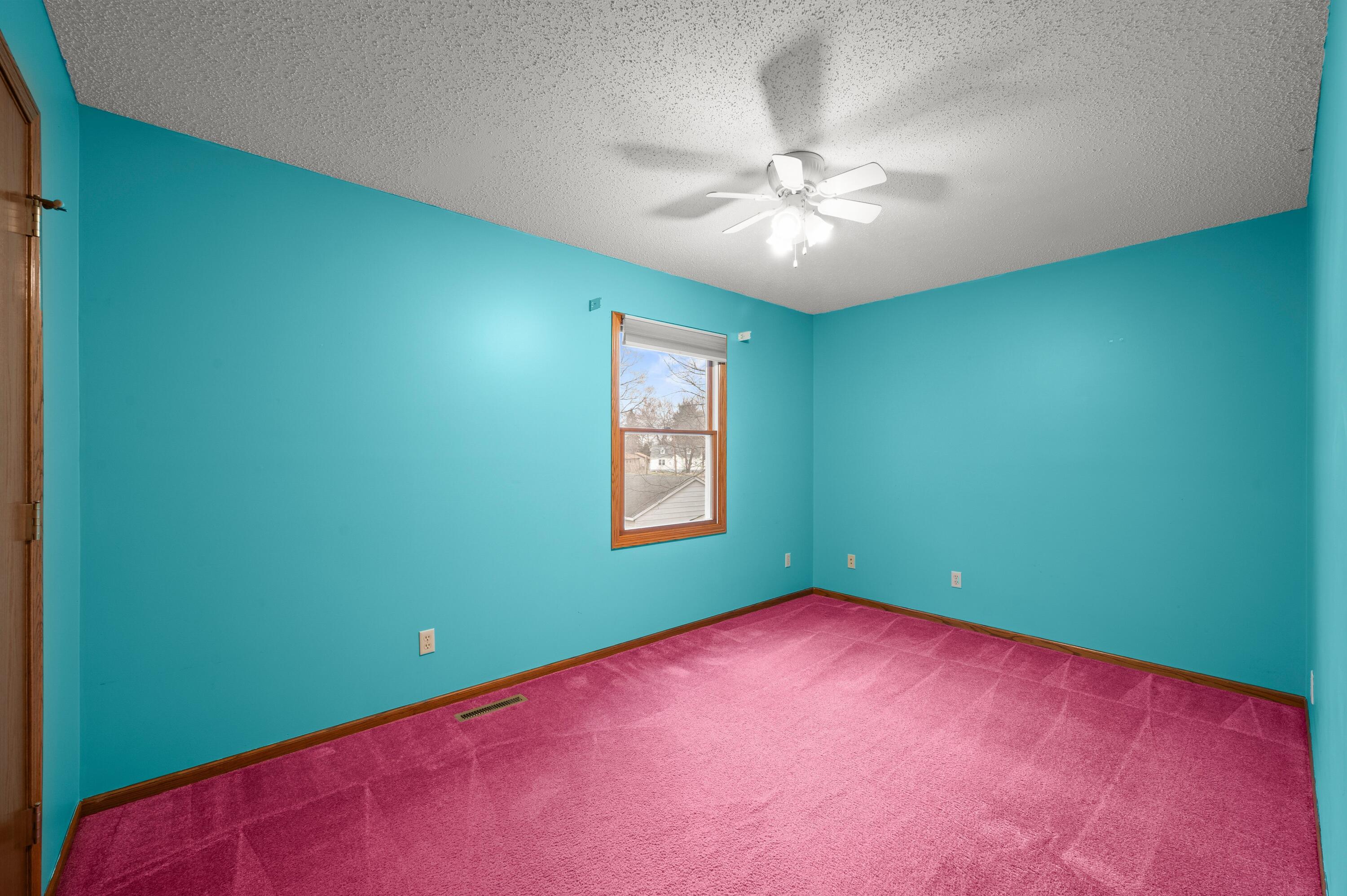 765 Oakridge Road, St. Joseph